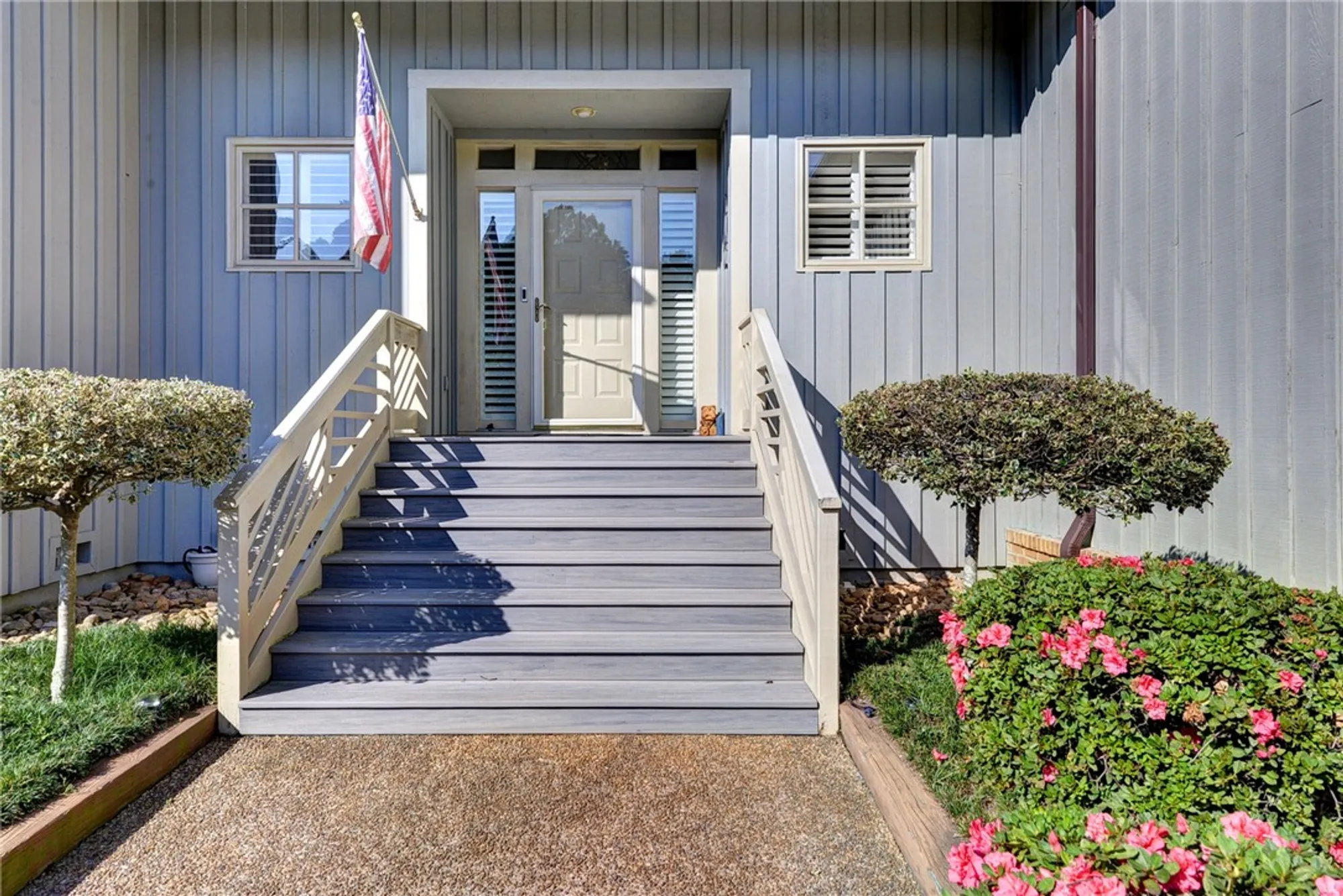 Property Slideshow image 3 of 37 | 152 warehams pt, Williamsburg, VA, 23185