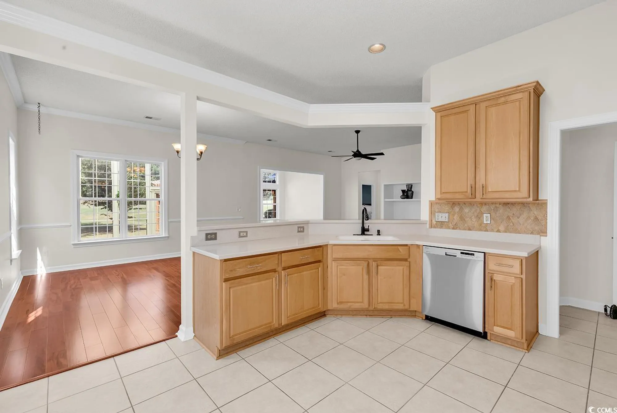 Property Slideshow image 11 of 40 | 6439 longwood dr, Murrells Inlet, SC, 29576