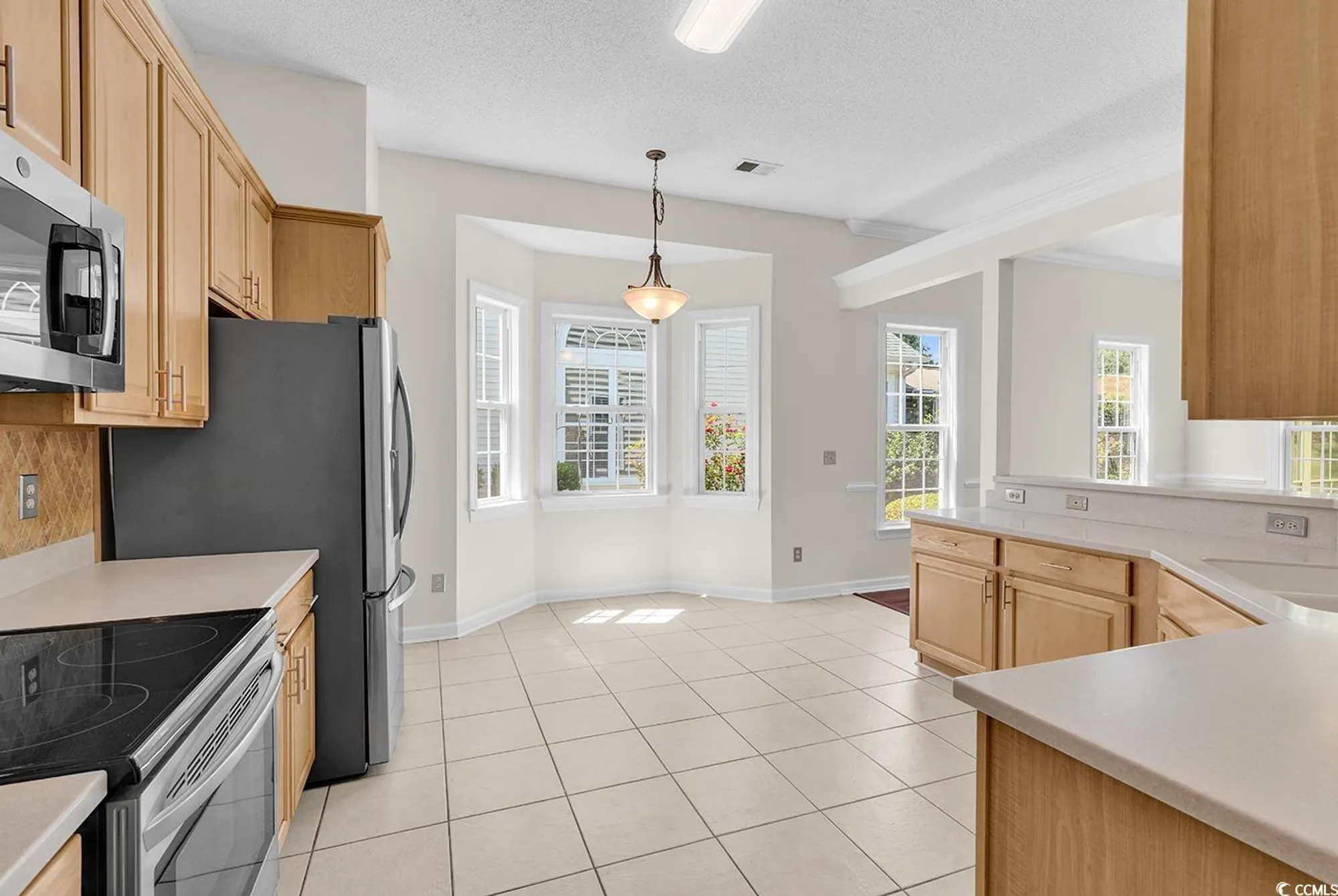 Property Slideshow image 9 of 40 | 6439 longwood dr, Murrells Inlet, SC, 29576