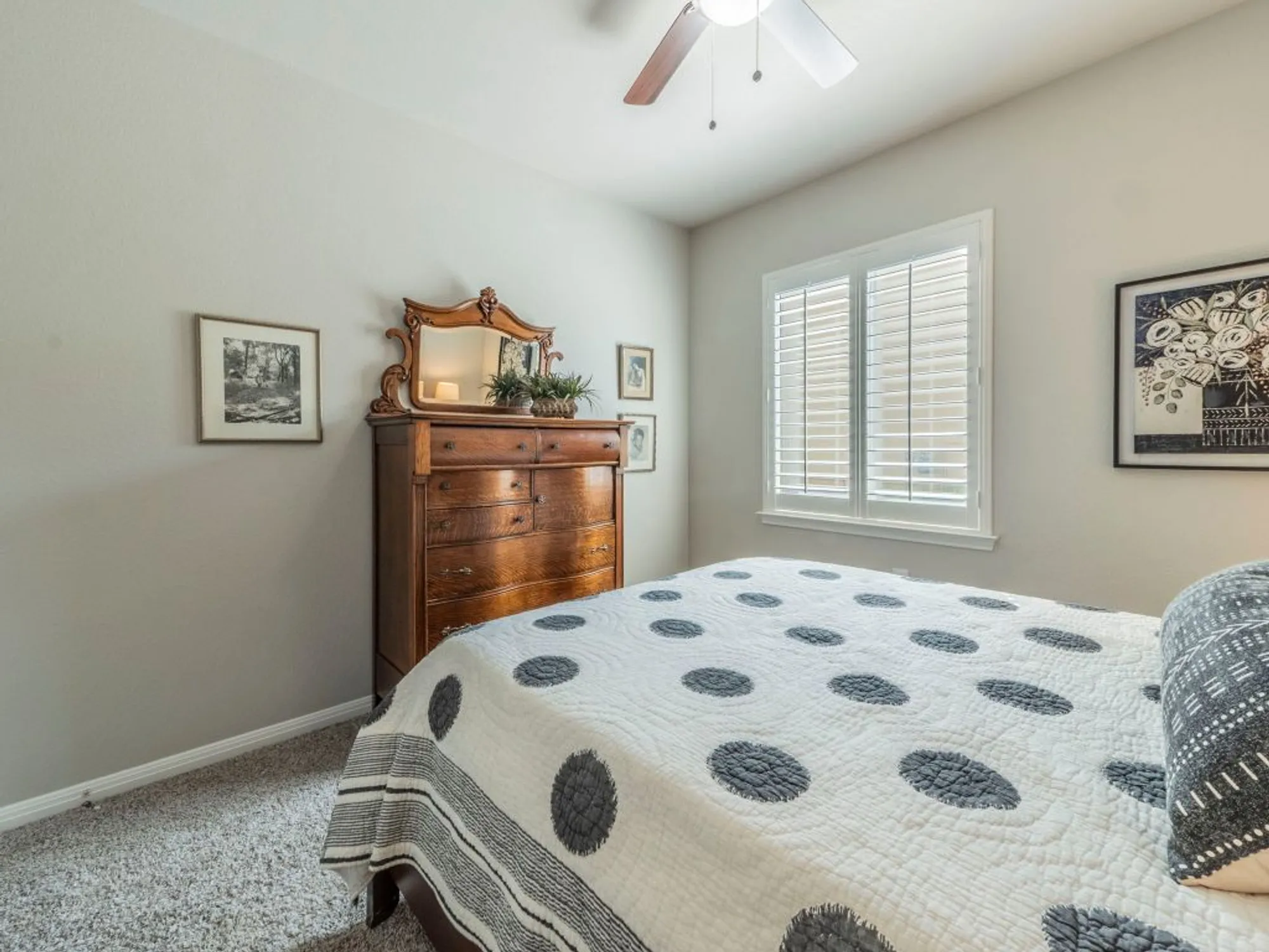 Property Slideshow image 15 of 23 | 115 crosby st, Georgetown, TX, 78633