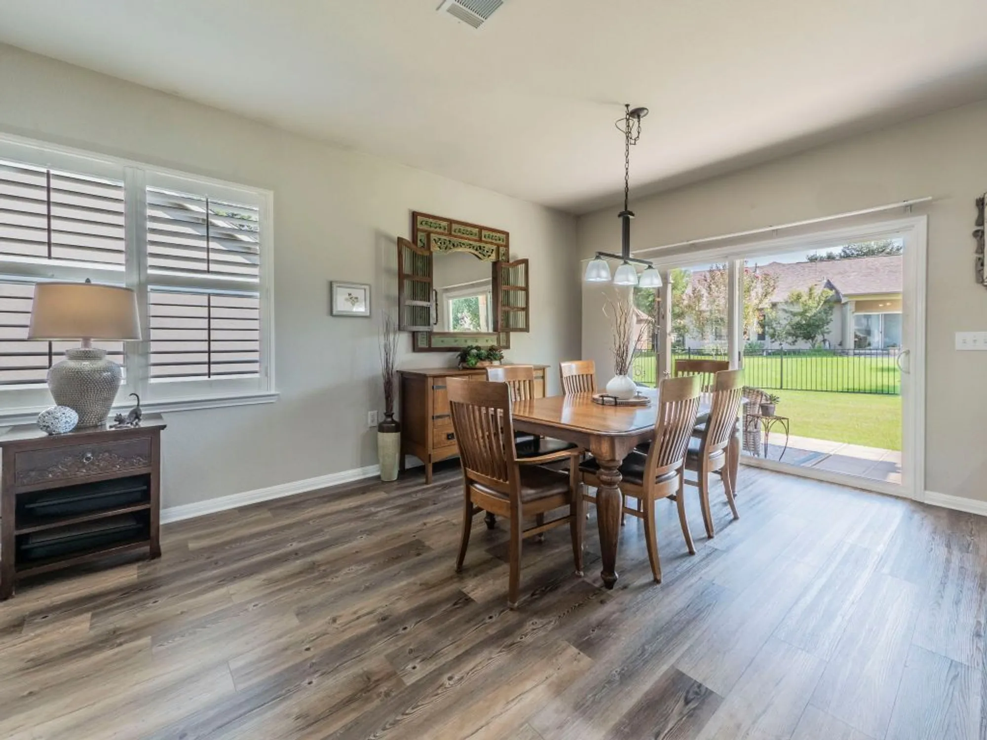 Property Slideshow image 11 of 23 | 115 crosby st, Georgetown, TX, 78633