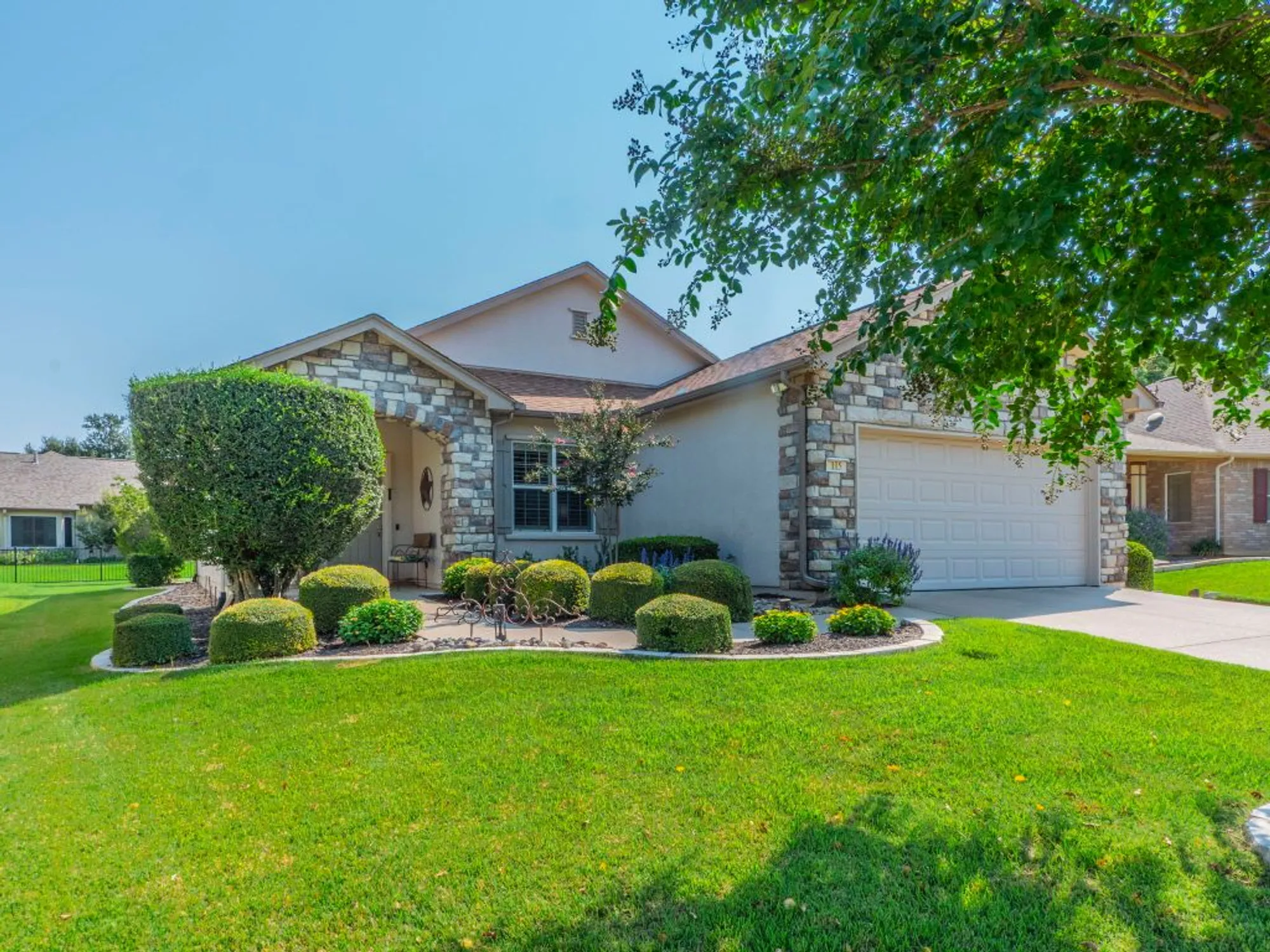 Property Slideshow image 2 of 23 | 115 crosby st, Georgetown, TX, 78633