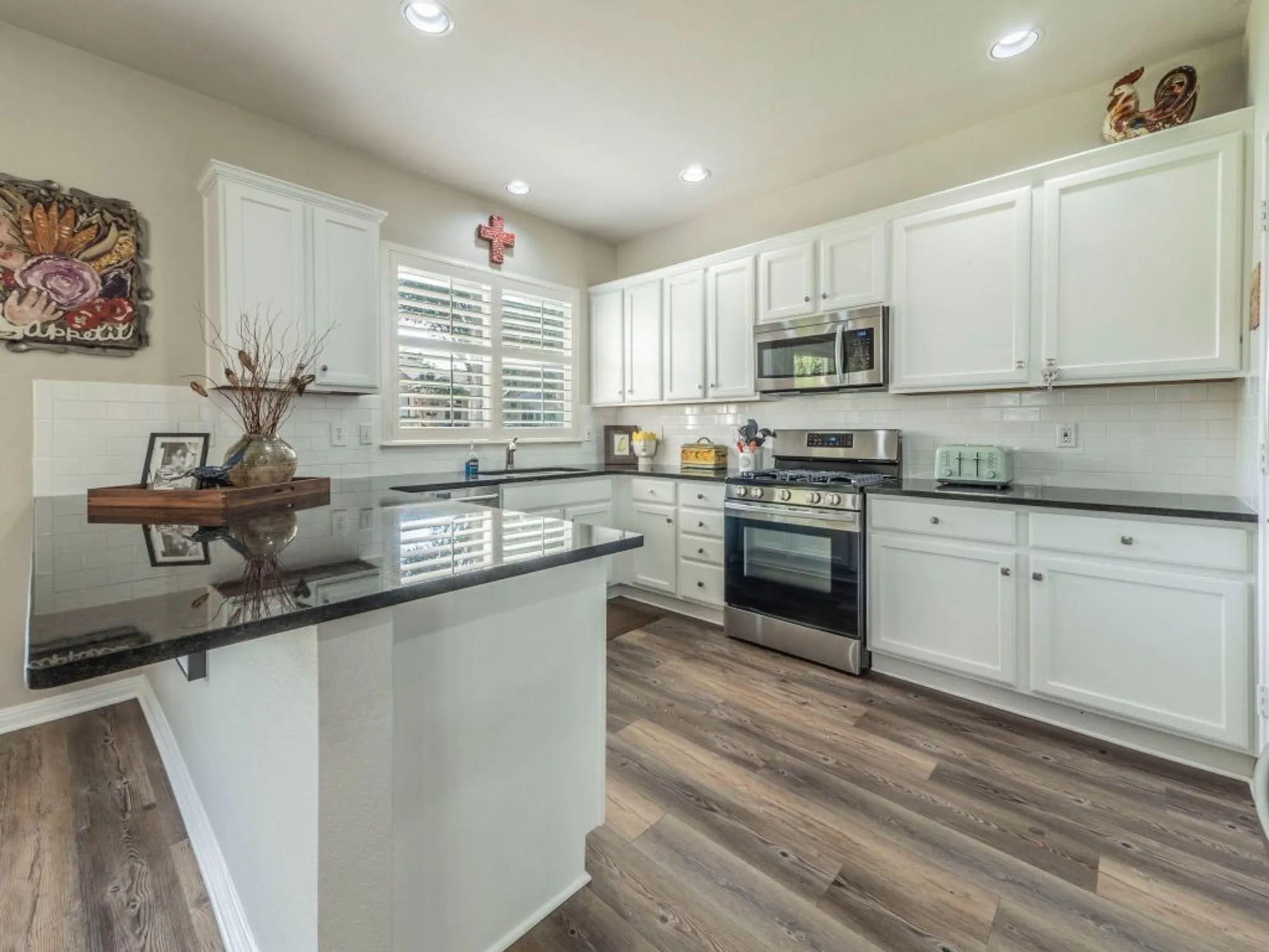 Property Slideshow image 4 of 23 | 115 crosby st, Georgetown, TX, 78633