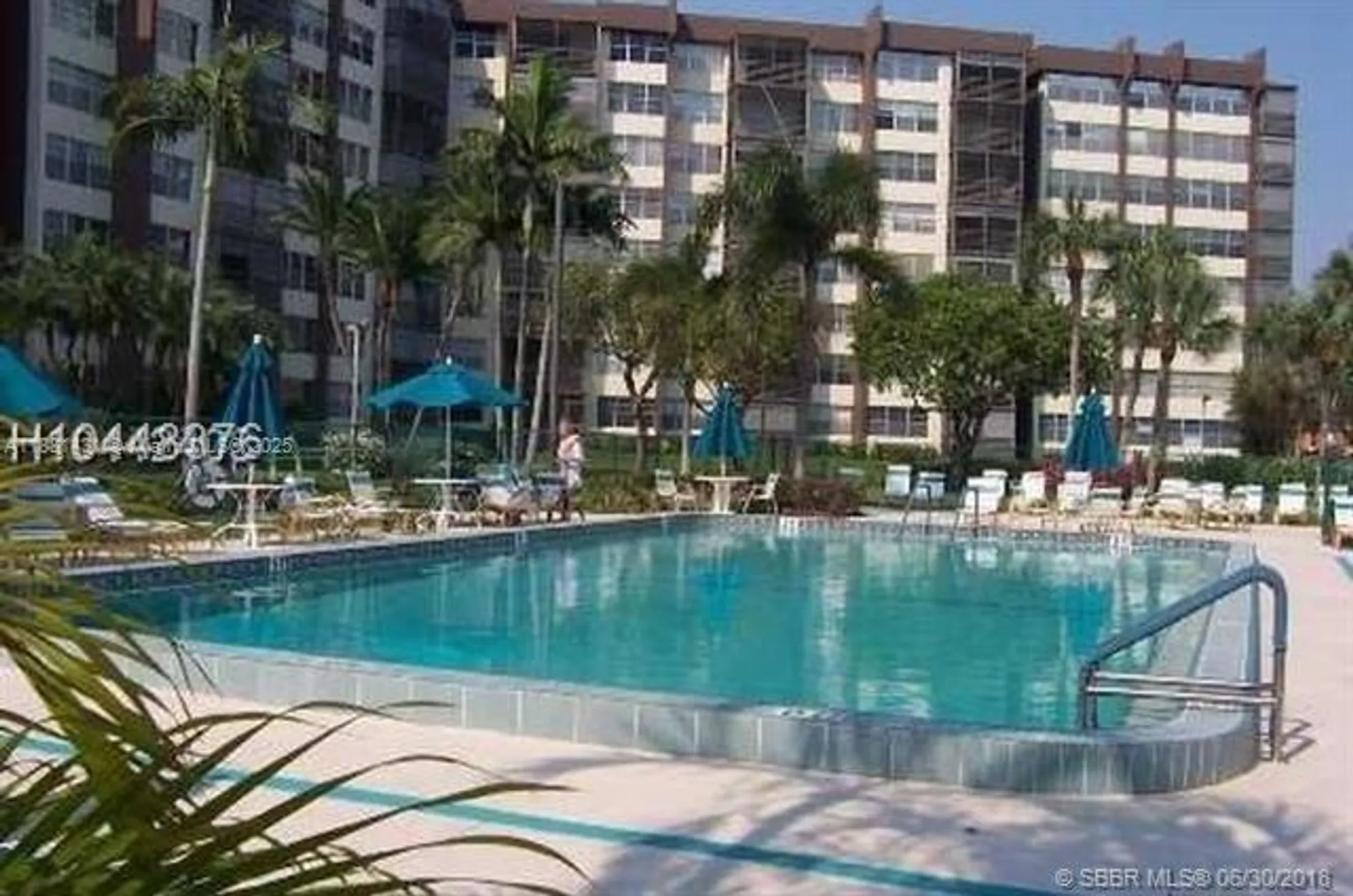 Property Slideshow image 8 of 25 | 1300 saint charles pl apt 311, Pembroke Pines, FL, 33026
