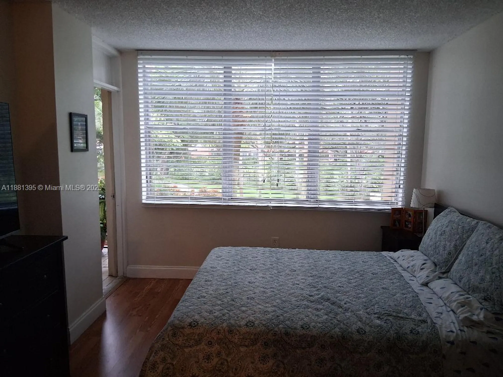 Property Slideshow image 16 of 29 | 1400 saint charles pl 201, Pembroke Pines, FL, 33026