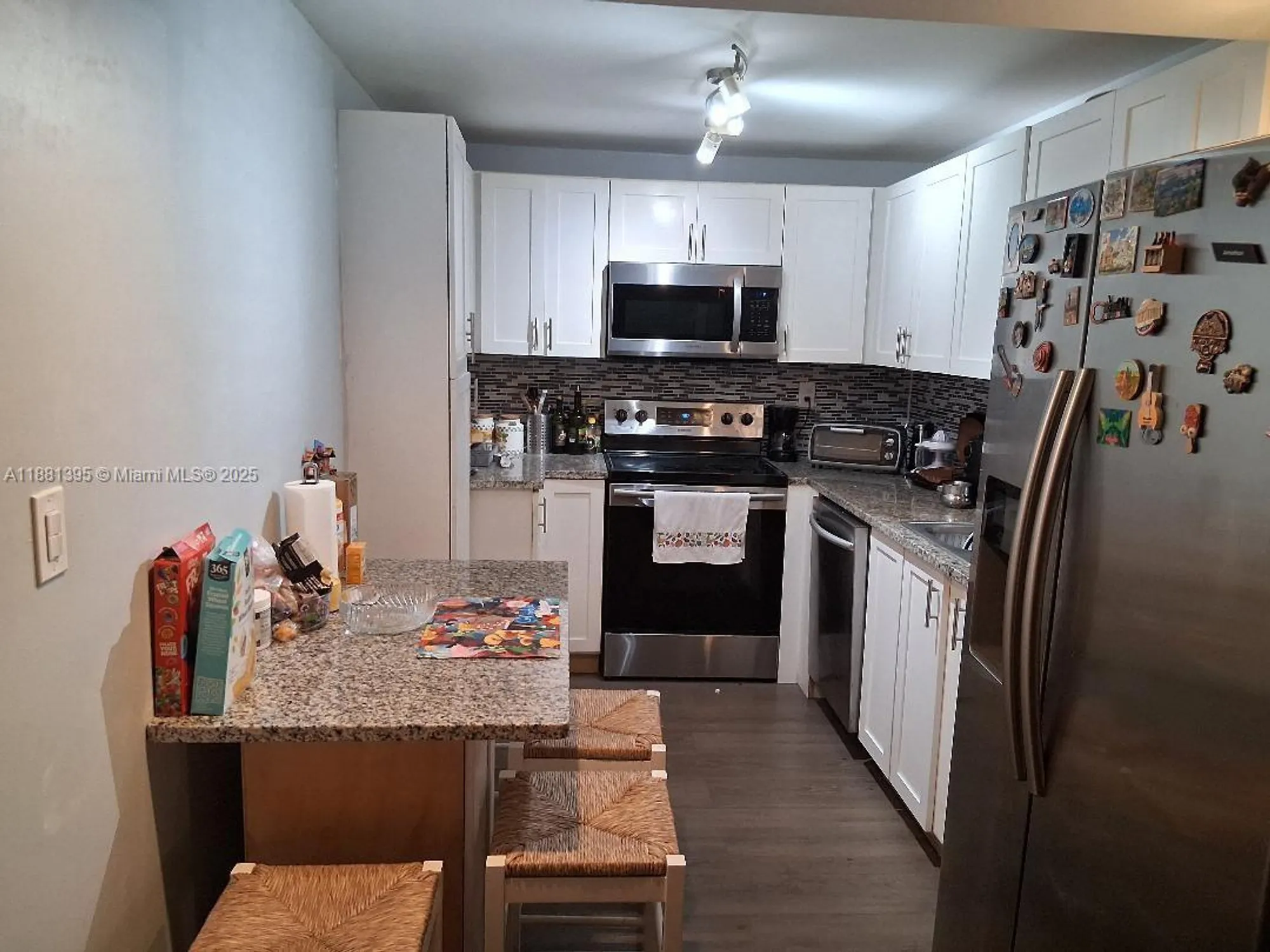 Property Slideshow image 7 of 29 | 1400 saint charles pl 201, Pembroke Pines, FL, 33026