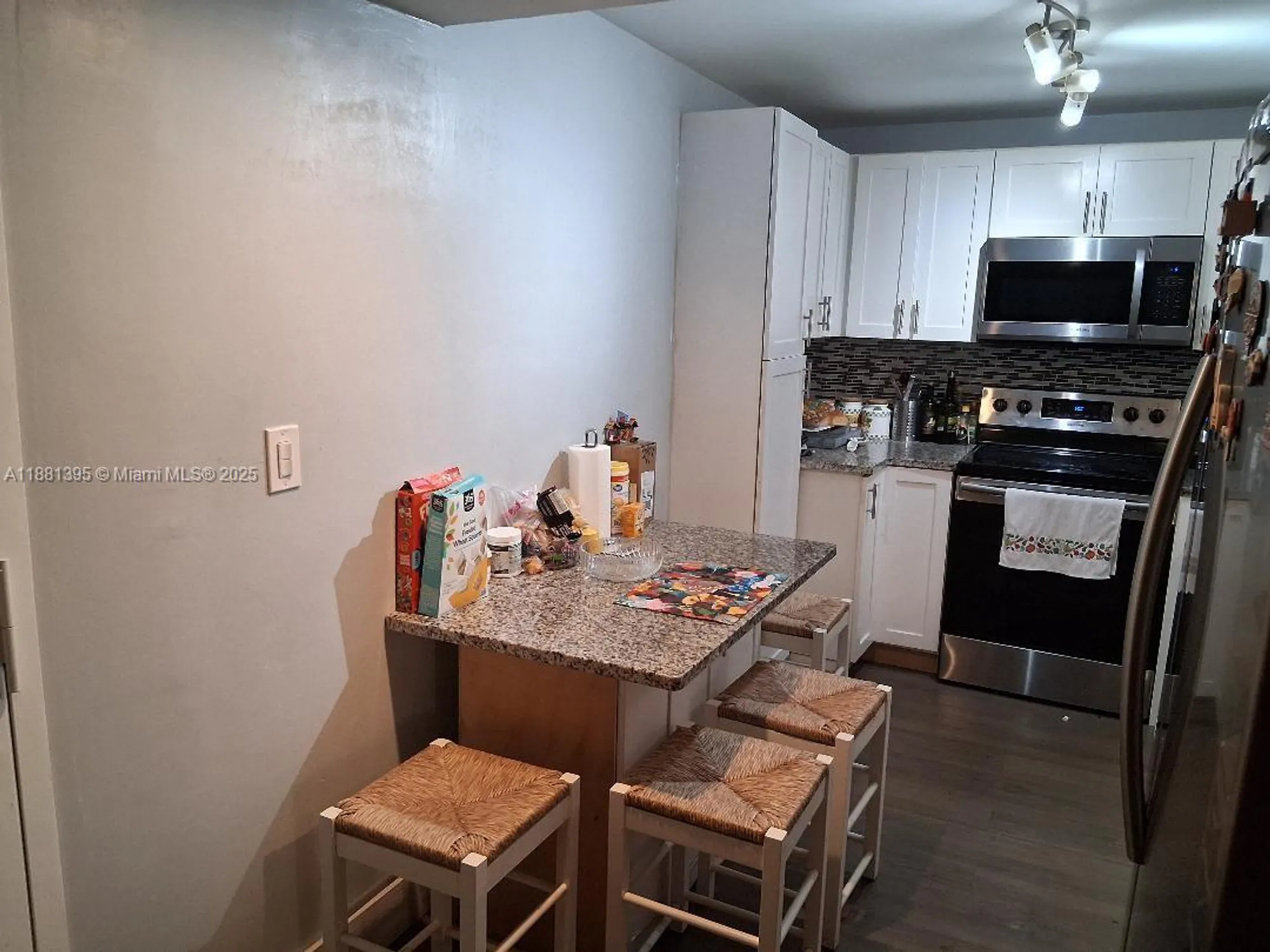 Property Slideshow image 8 of 29 | 1400 saint charles pl 201, Pembroke Pines, FL, 33026