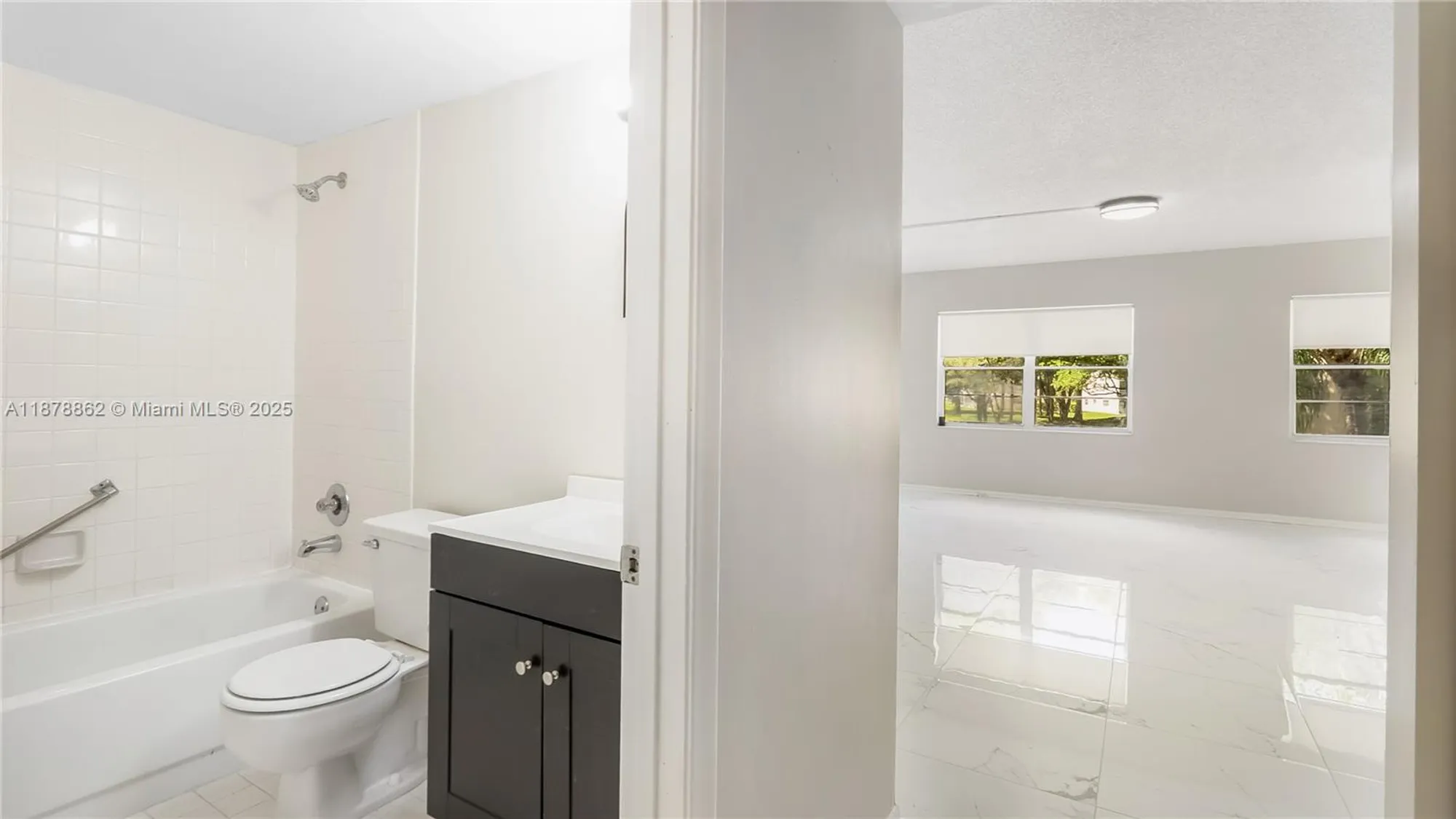 Property Slideshow image 22 of 28 | 251 sw 132nd way h201, Pembroke Pines, FL, 33027