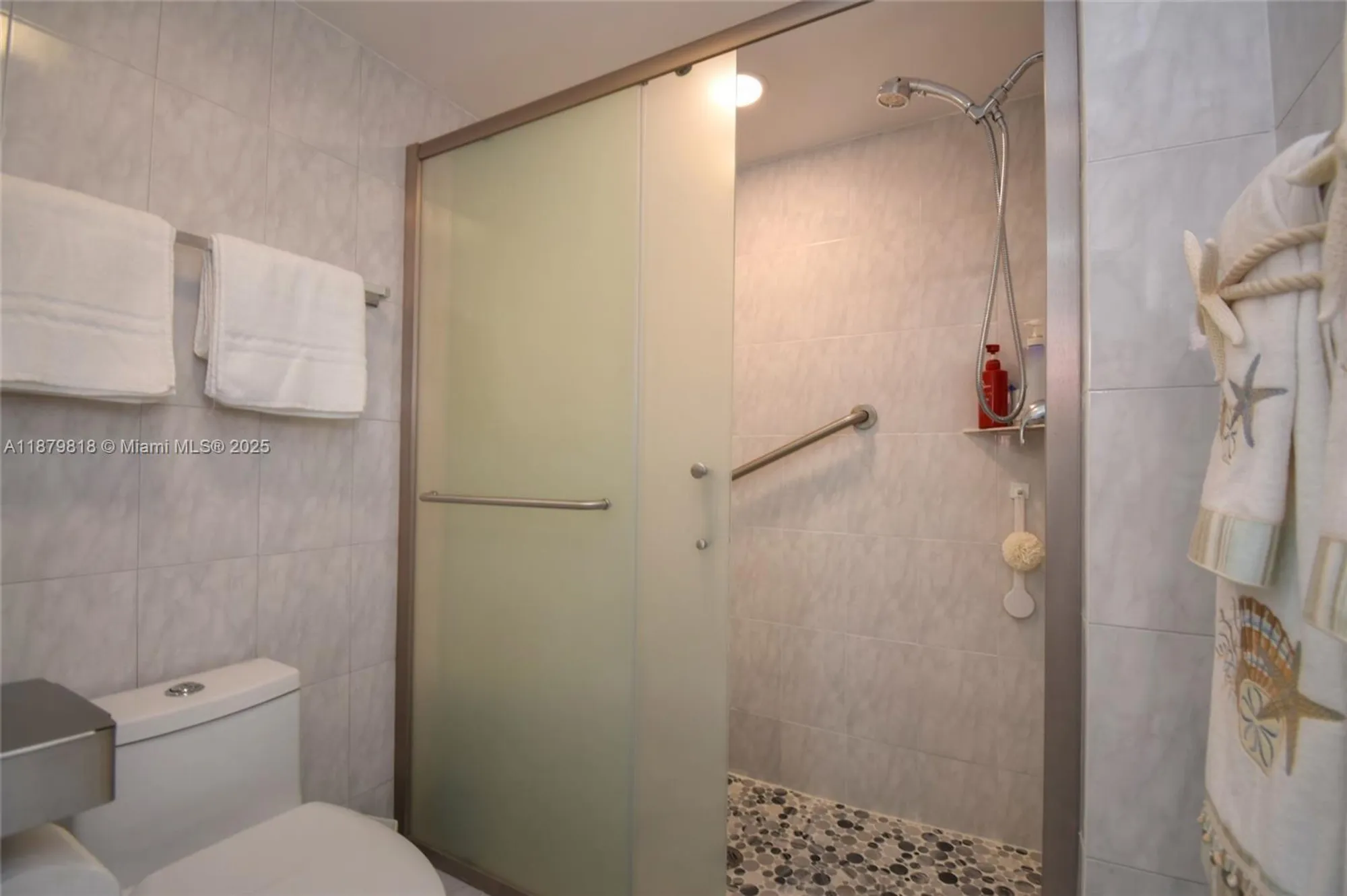 Property Slideshow image 43 of 58 | 7632 fairfax dr # 7632, Tamarac, FL, 33321