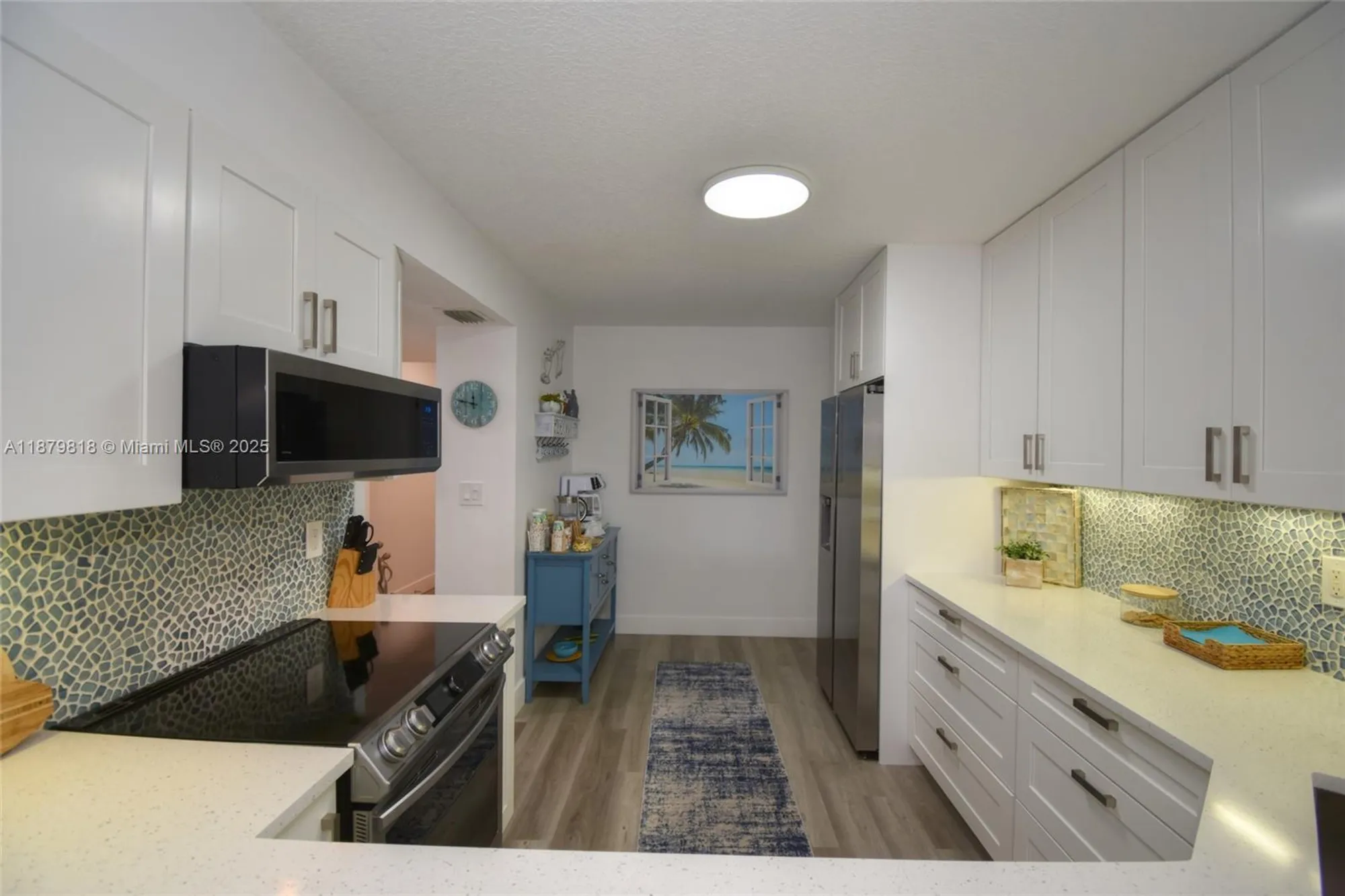 Property Slideshow image 8 of 58 | 7632 fairfax dr # 7632, Tamarac, FL, 33321