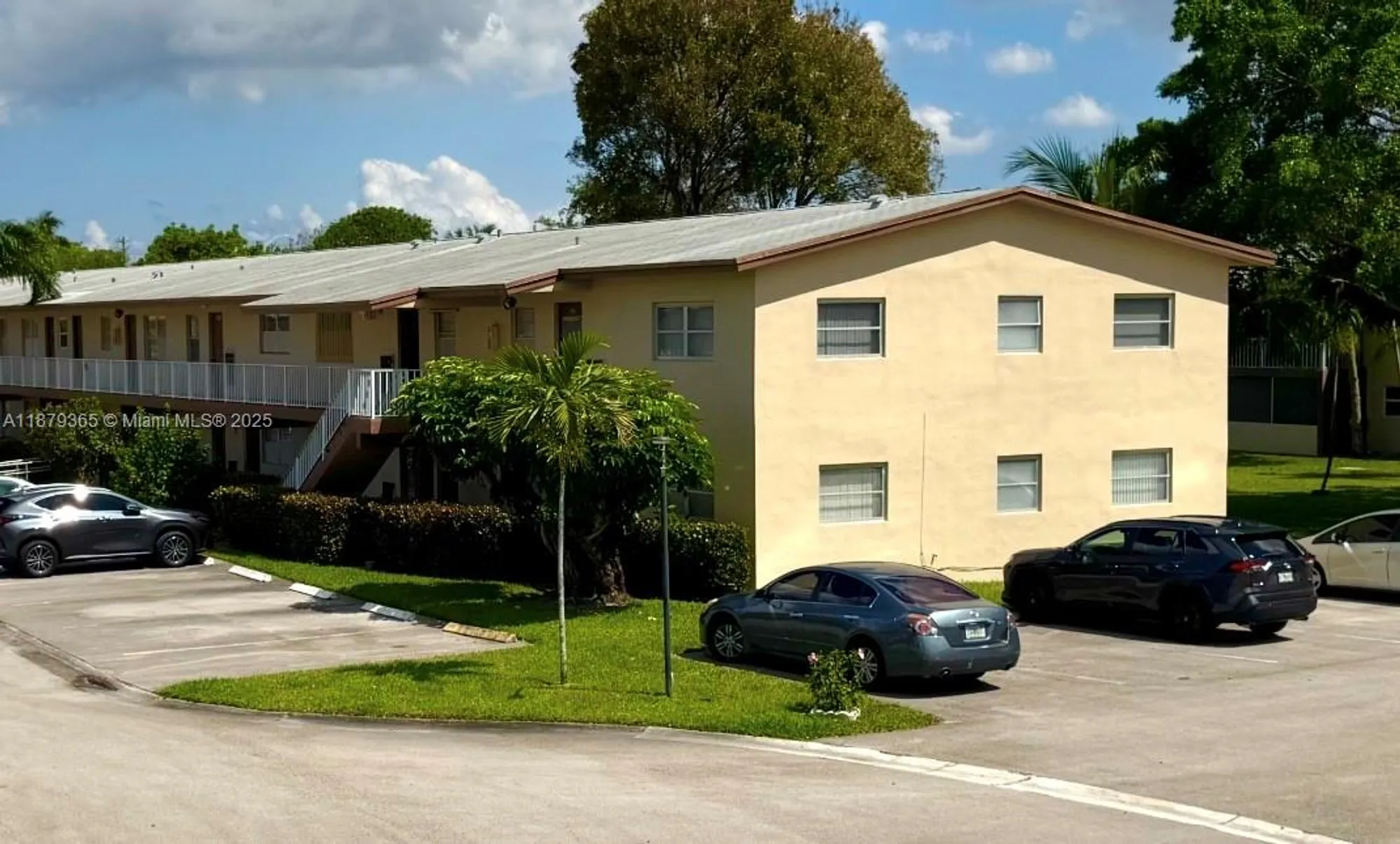 Property Slideshow image 24 of 24 | 7300 nw 4th pl 205, Margate, FL, 33063