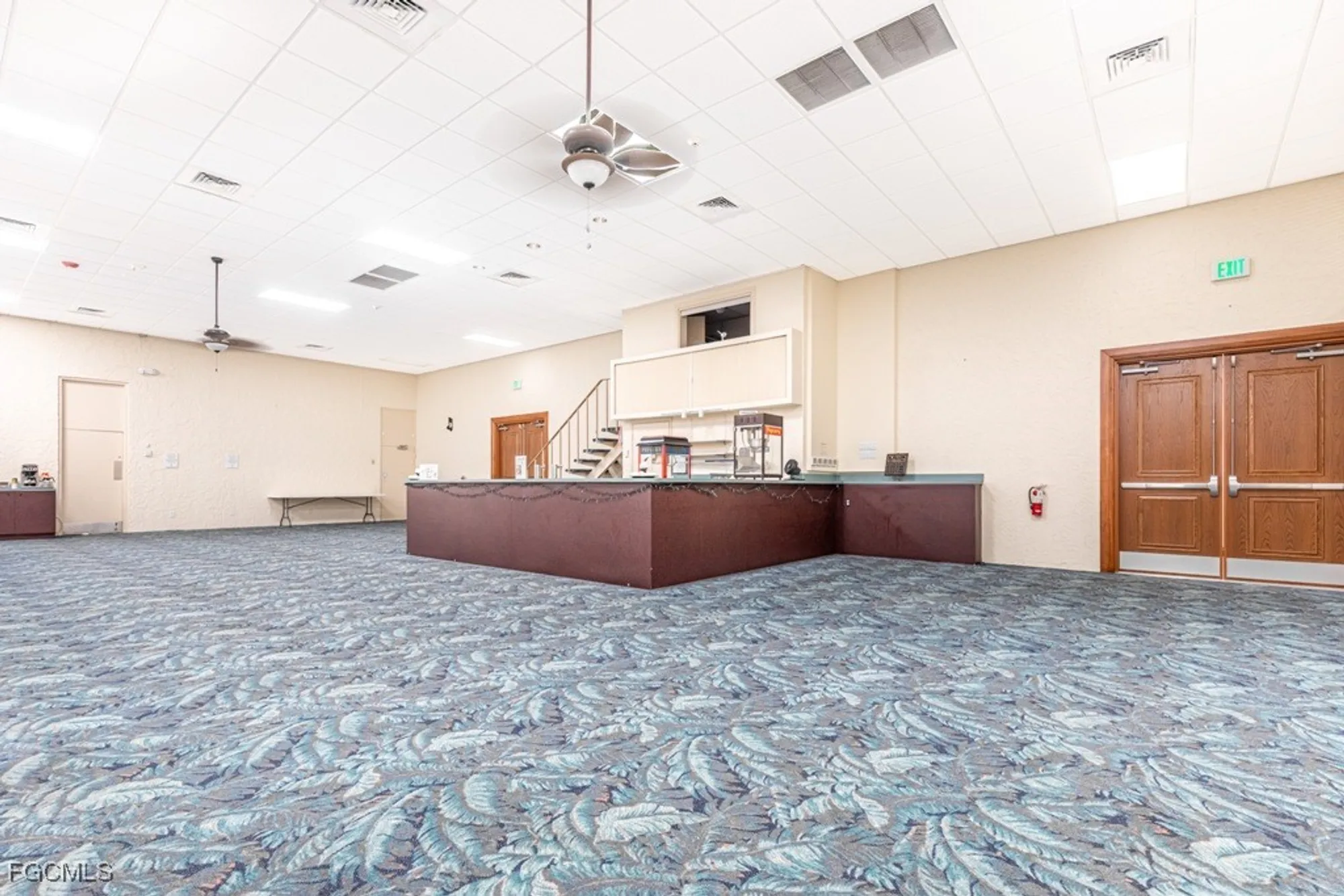 Property Slideshow image 28 of 34 | 1624 pine valley dr 310, Fort Myers, FL, 33907