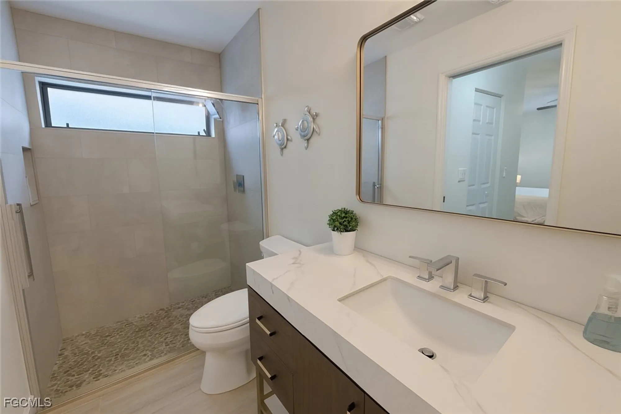 Property Slideshow image 11 of 23 | 11971 caravel cir, Fort Myers, FL, 33908