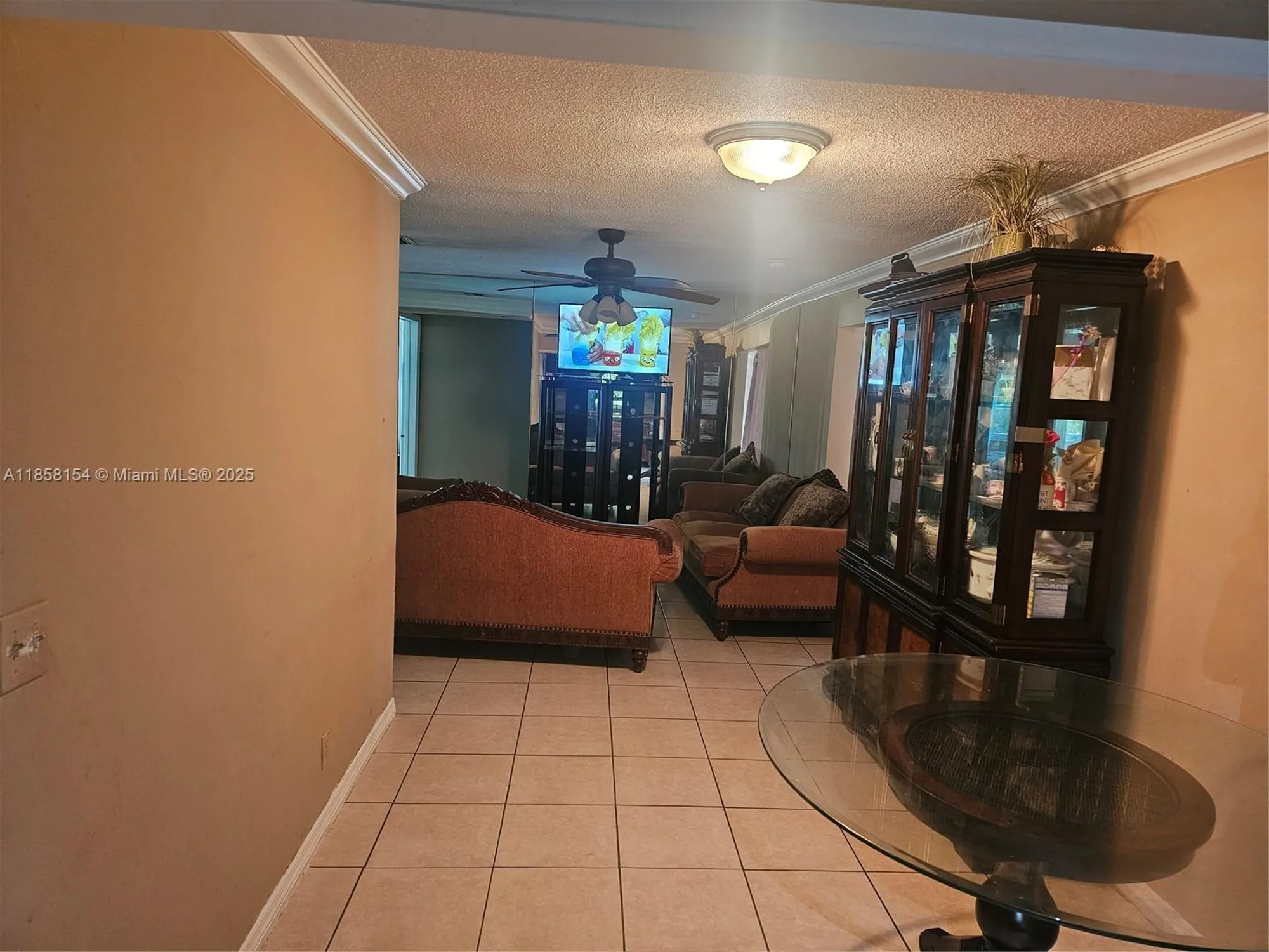 Property Slideshow image 11 of 16 | 2801 ne 1st ave, Pompano Beach, FL, 33064