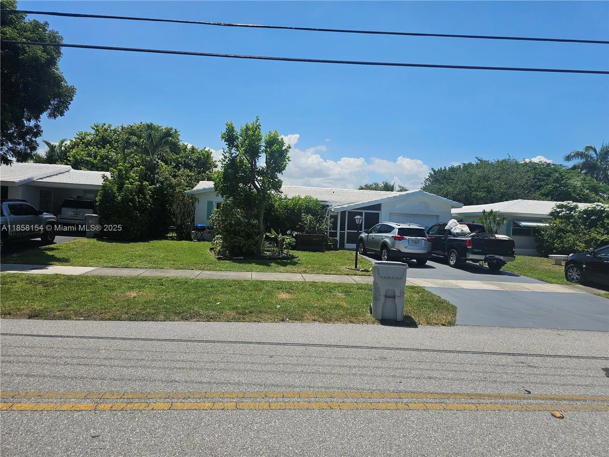 Property Slideshow image 5 of 16 | 2801 ne 1st ave, Pompano Beach, FL, 33064