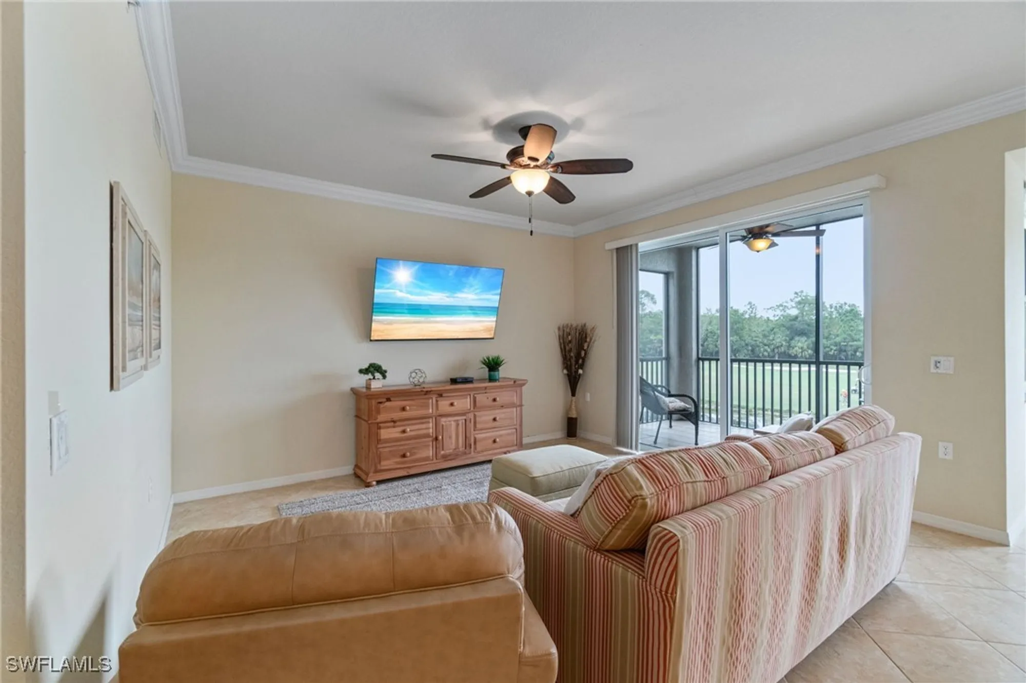 Property Slideshow image 9 of 41 | 10333 heritage bay blvd unit 1732, Naples, FL, 34120