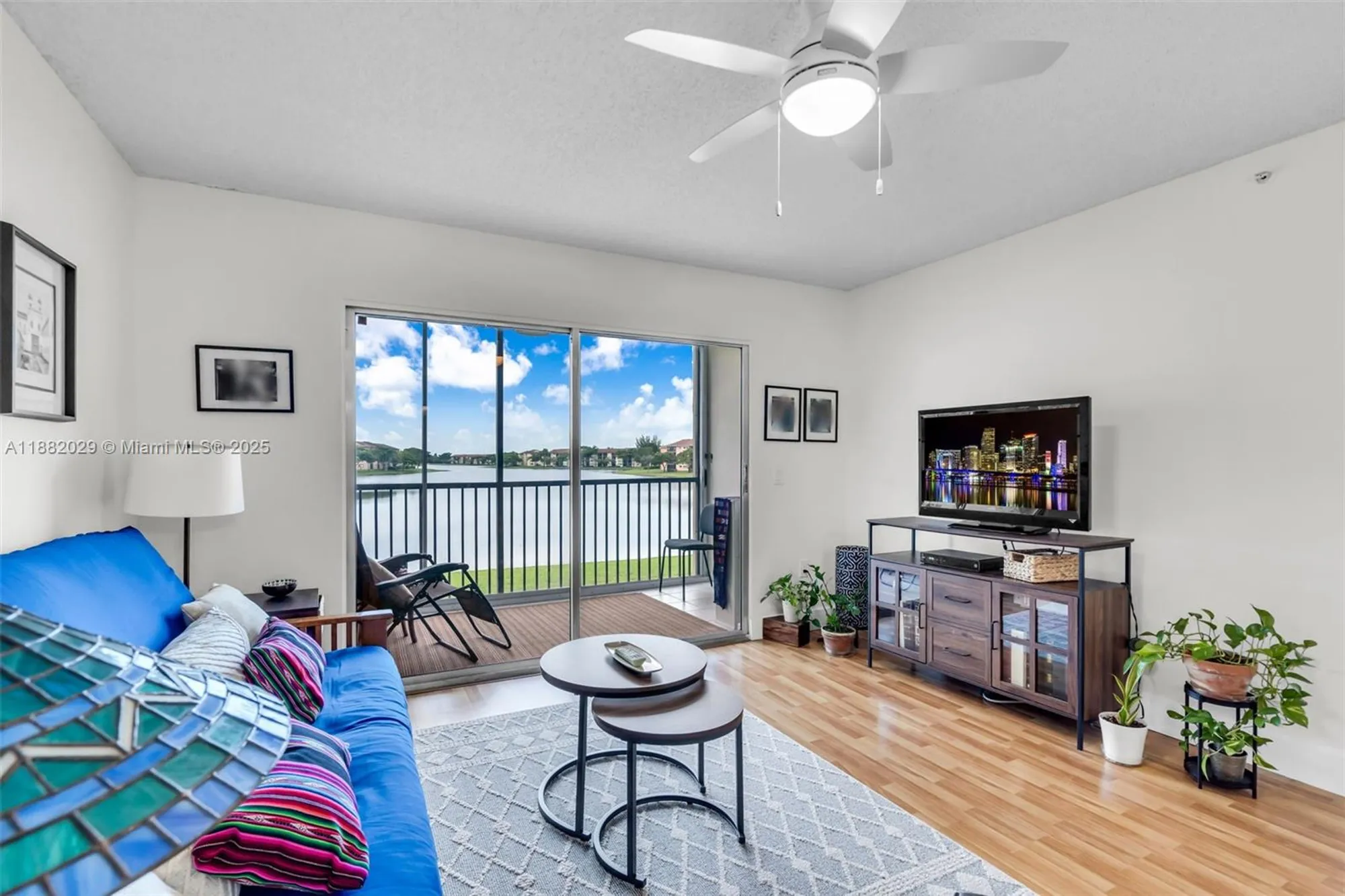 Property Slideshow image 15 of 50 | 13800 sw 5th ct 203m, Pembroke Pines, FL, 33027
