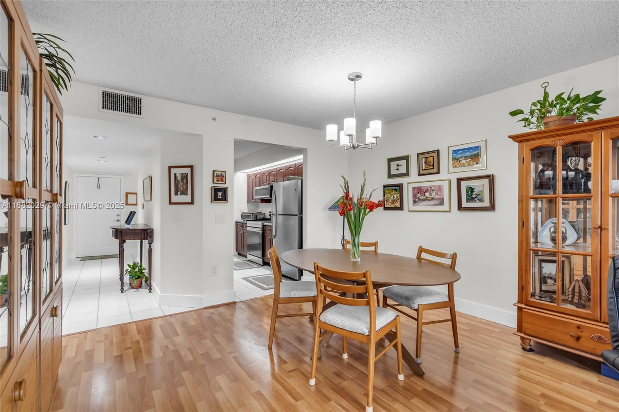 Property Slideshow image 11 of 50 | 13800 sw 5th ct 203m, Pembroke Pines, FL, 33027