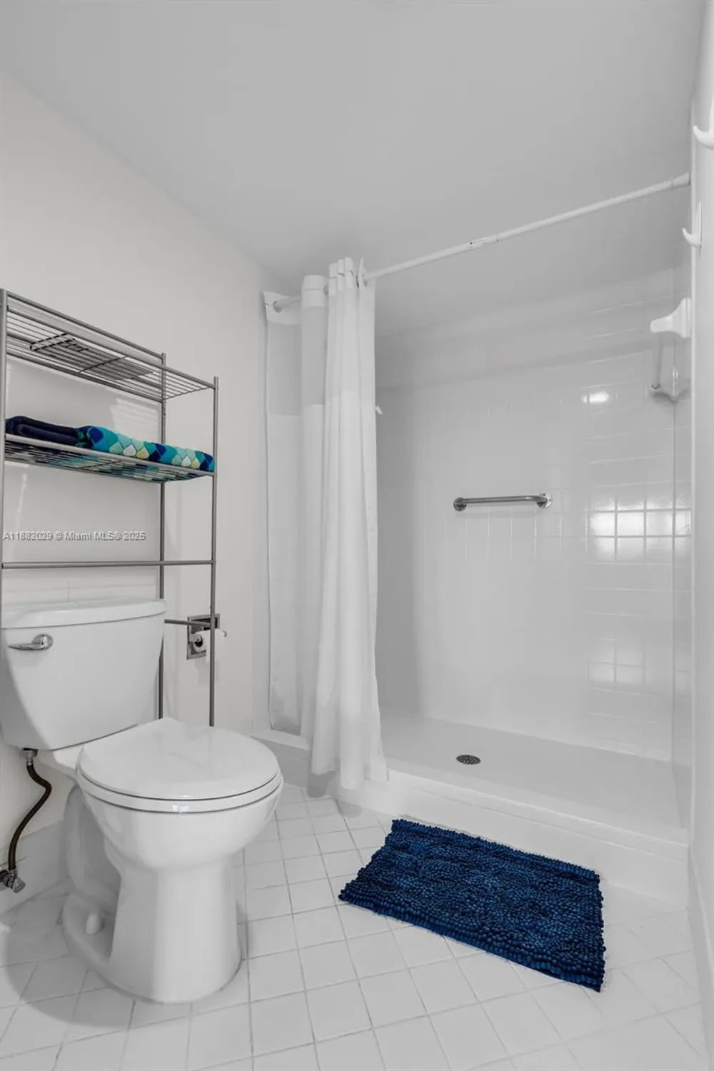 Property Slideshow image 20 of 50 | 13800 sw 5th ct 203m, Pembroke Pines, FL, 33027