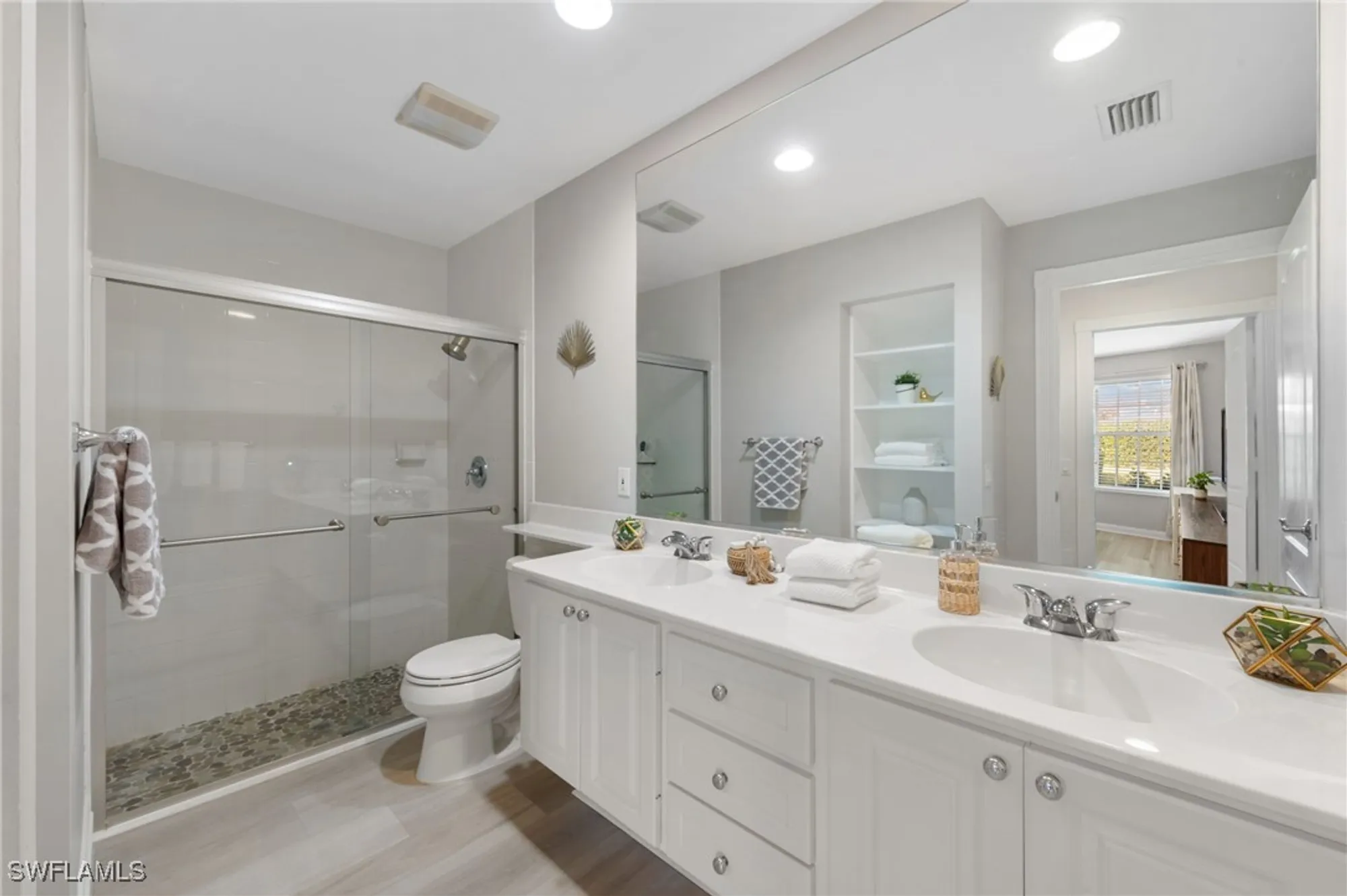 Property Slideshow image 18 of 44 | 3238 barbados ln, Naples, FL, 34119