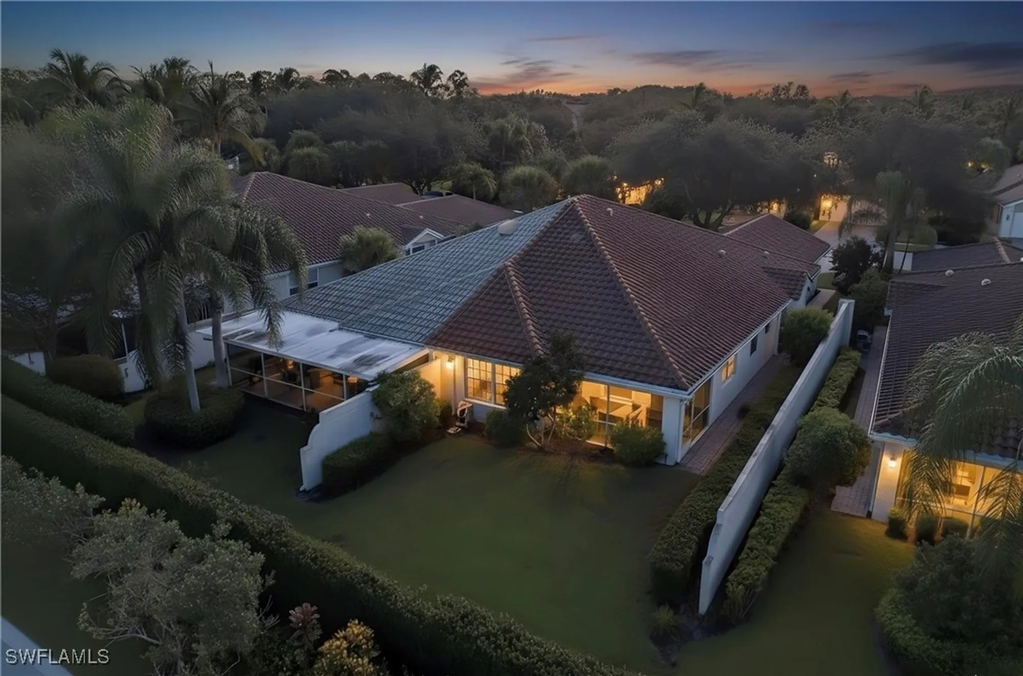 Property Slideshow image 27 of 44 | 3238 barbados ln, Naples, FL, 34119