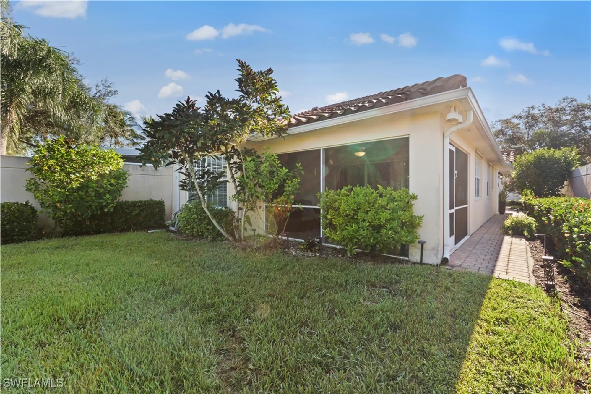 Property Slideshow image 28 of 44 | 3238 barbados ln, Naples, FL, 34119
