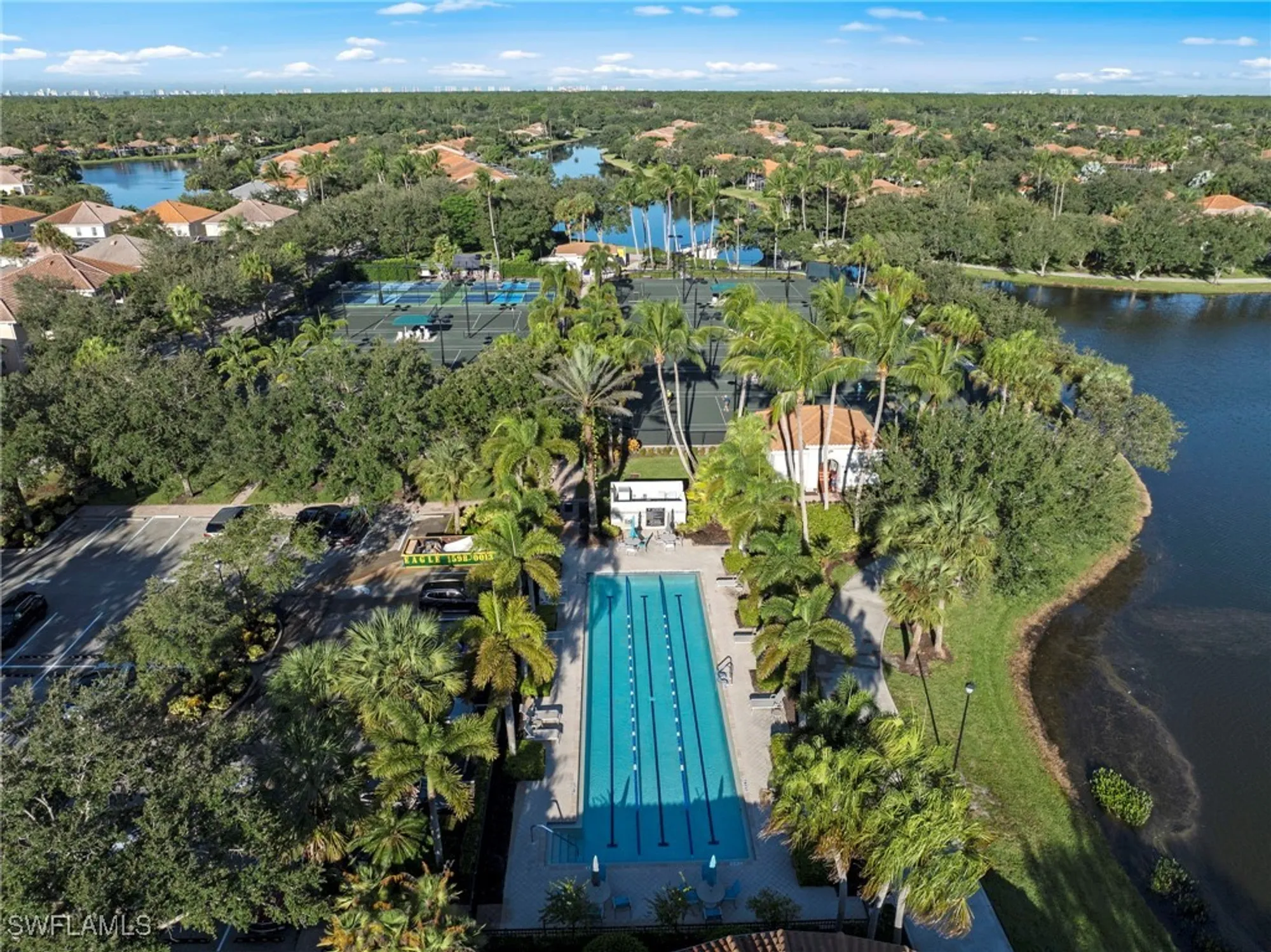 Property Slideshow image 34 of 44 | 3238 barbados ln, Naples, FL, 34119