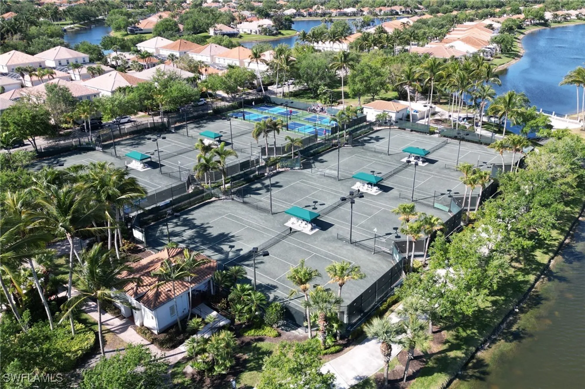 Property Slideshow image 39 of 44 | 3238 barbados ln, Naples, FL, 34119