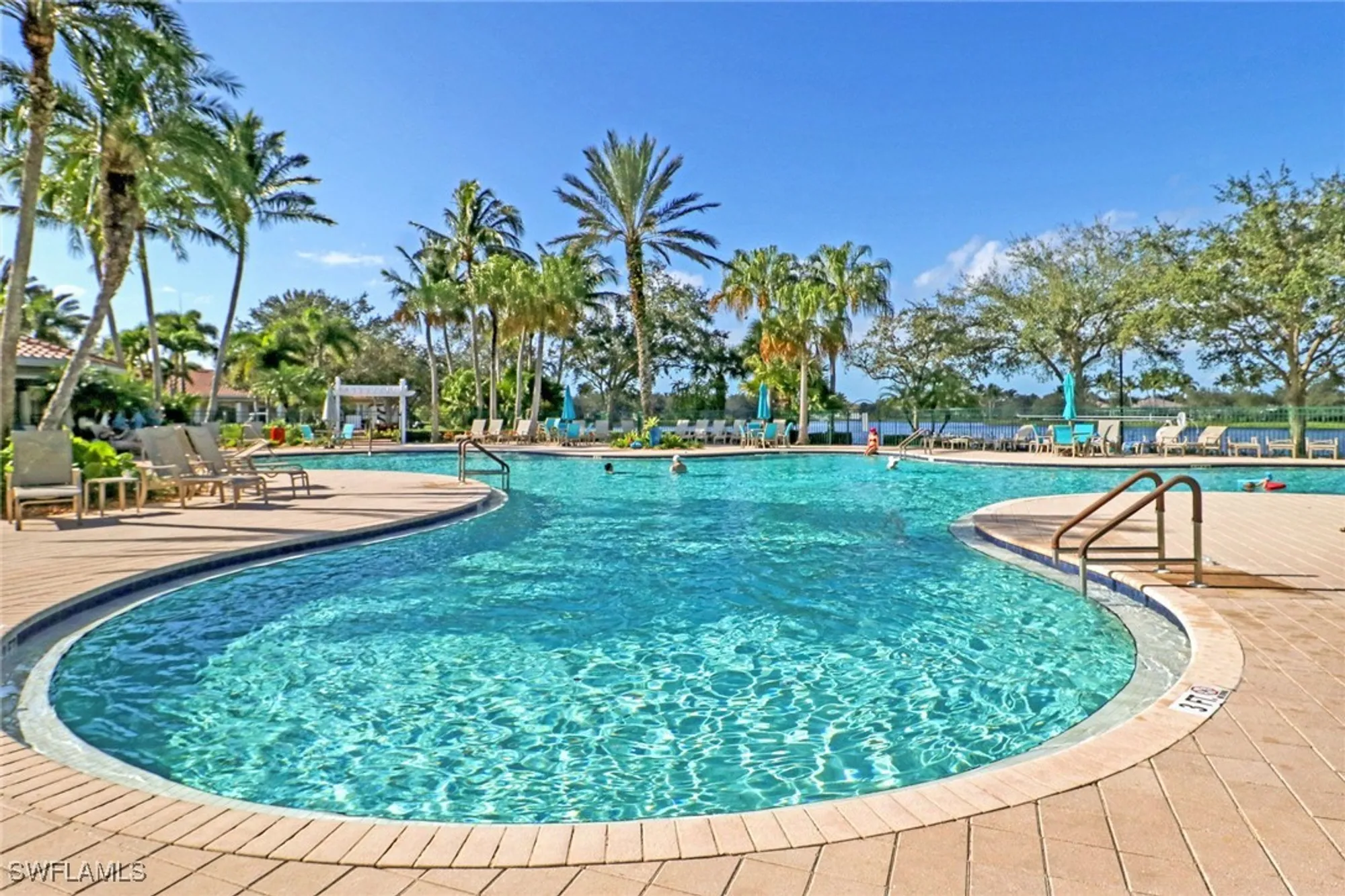 Property Slideshow image 33 of 44 | 3238 barbados ln, Naples, FL, 34119