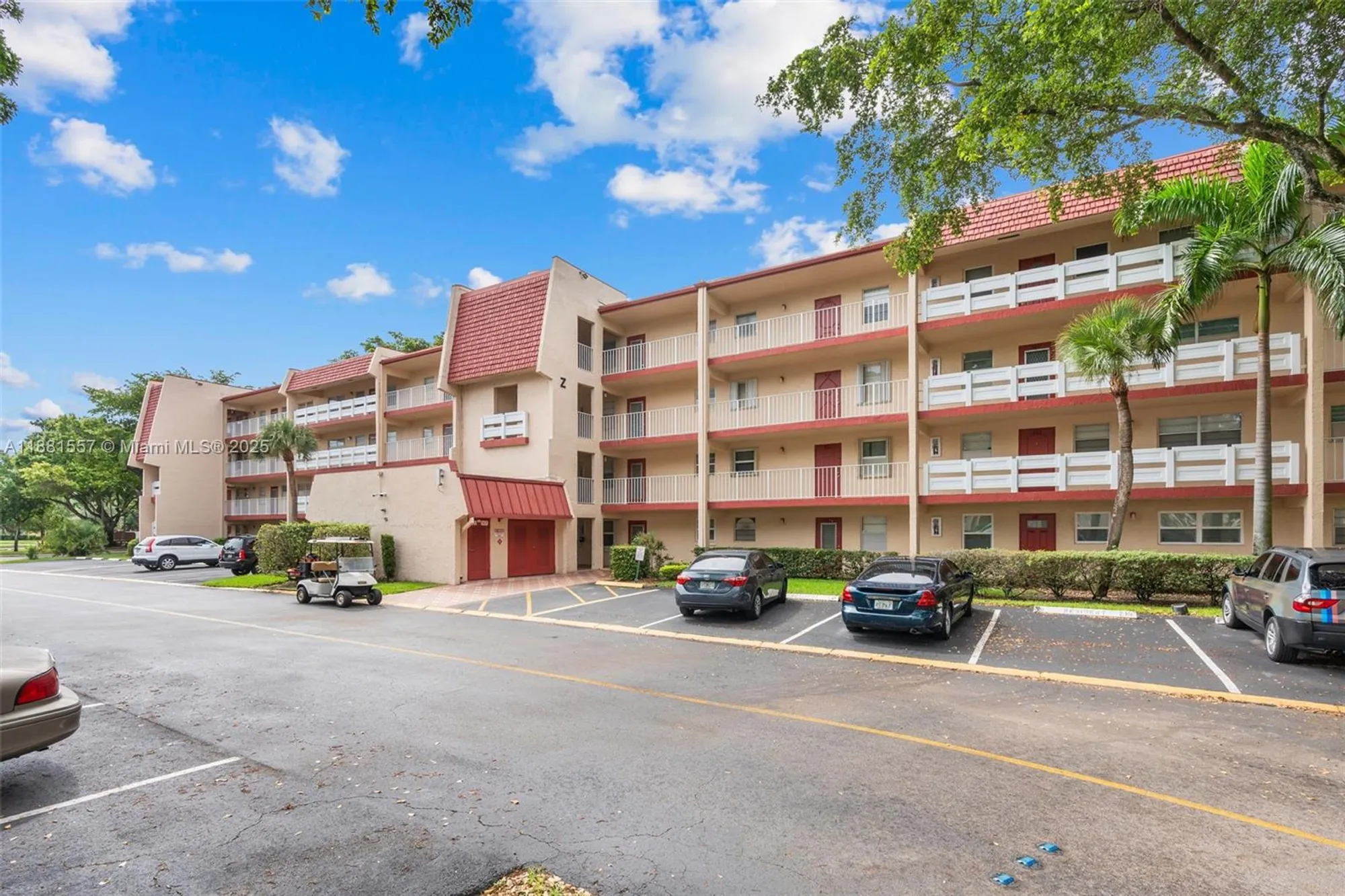 Property Slideshow image 1 of 20 | 1005 country club dr 405, Margate, FL, 33063