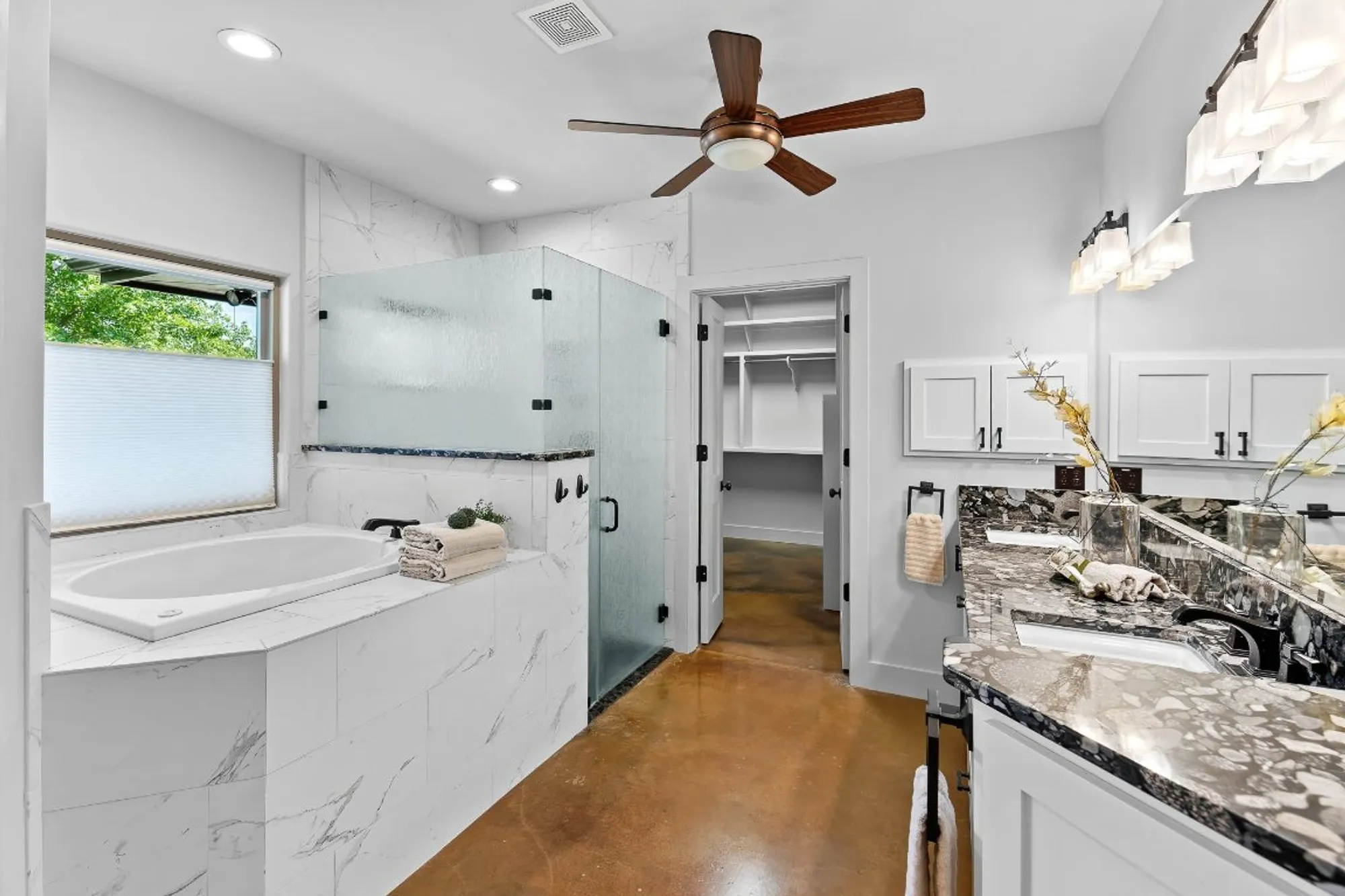 Property Slideshow image 22 of 40 | 102 potter ln, Georgetown, TX, 78633