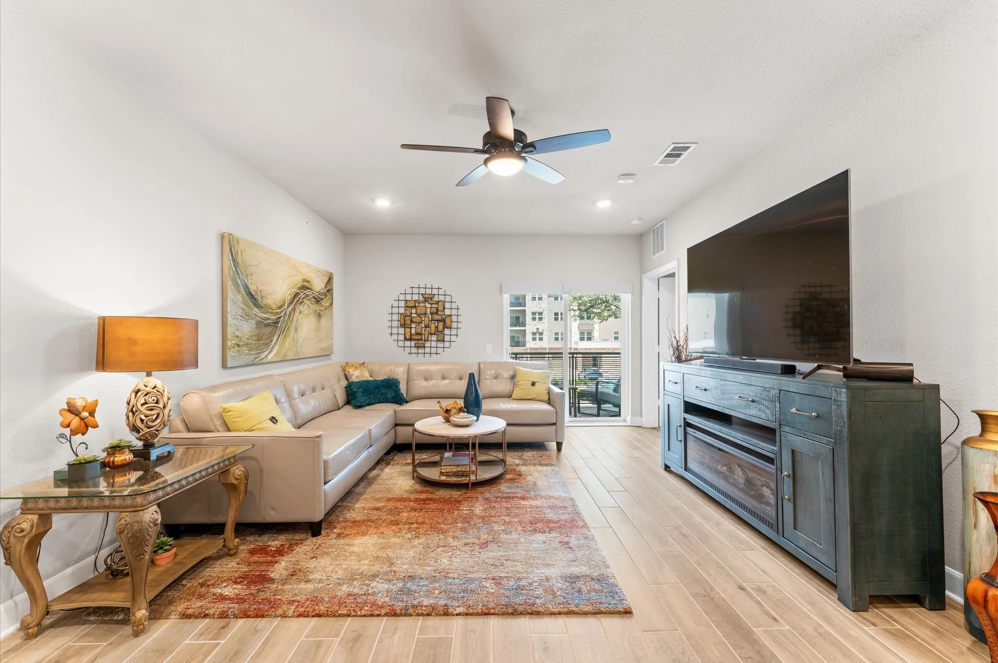 Property Slideshow image 2 of 32 | 6804 westview dr apt 2201, Houston, TX, 77055