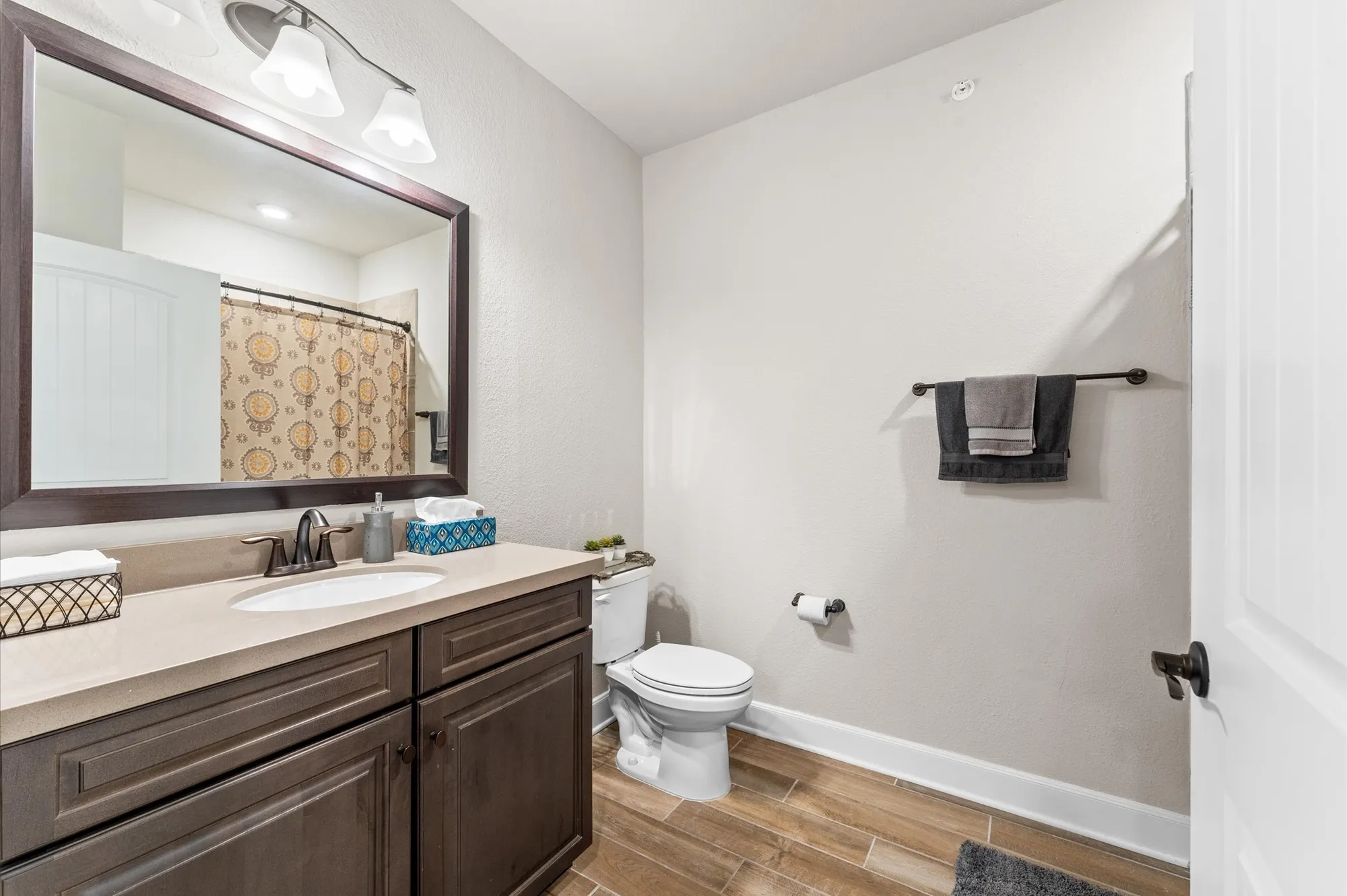 Property Slideshow image 20 of 32 | 6804 westview dr apt 2201, Houston, TX, 77055
