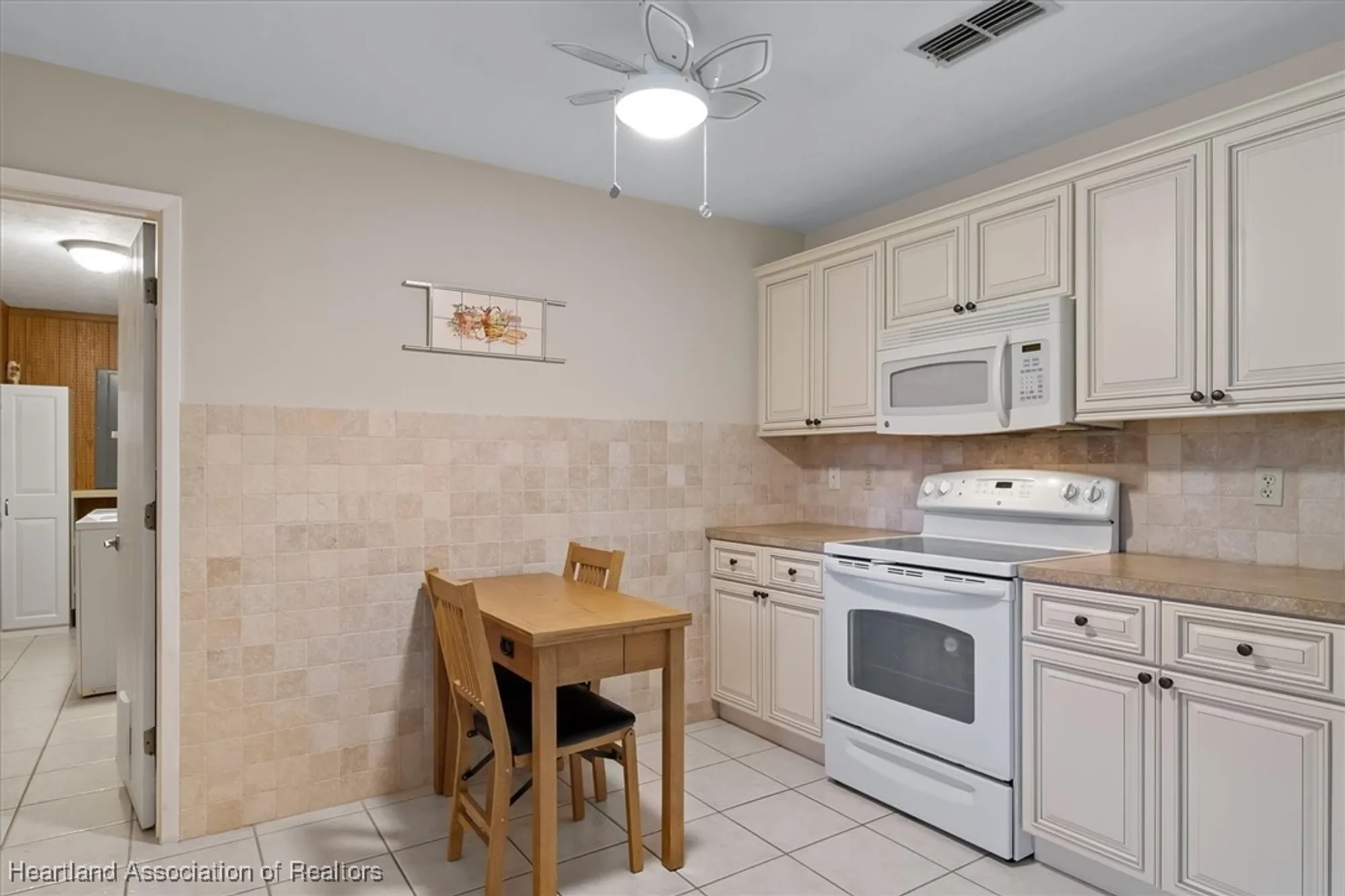 Property Slideshow image 15 of 41 | 4 rosewood dr, Lake Placid, FL, 33852