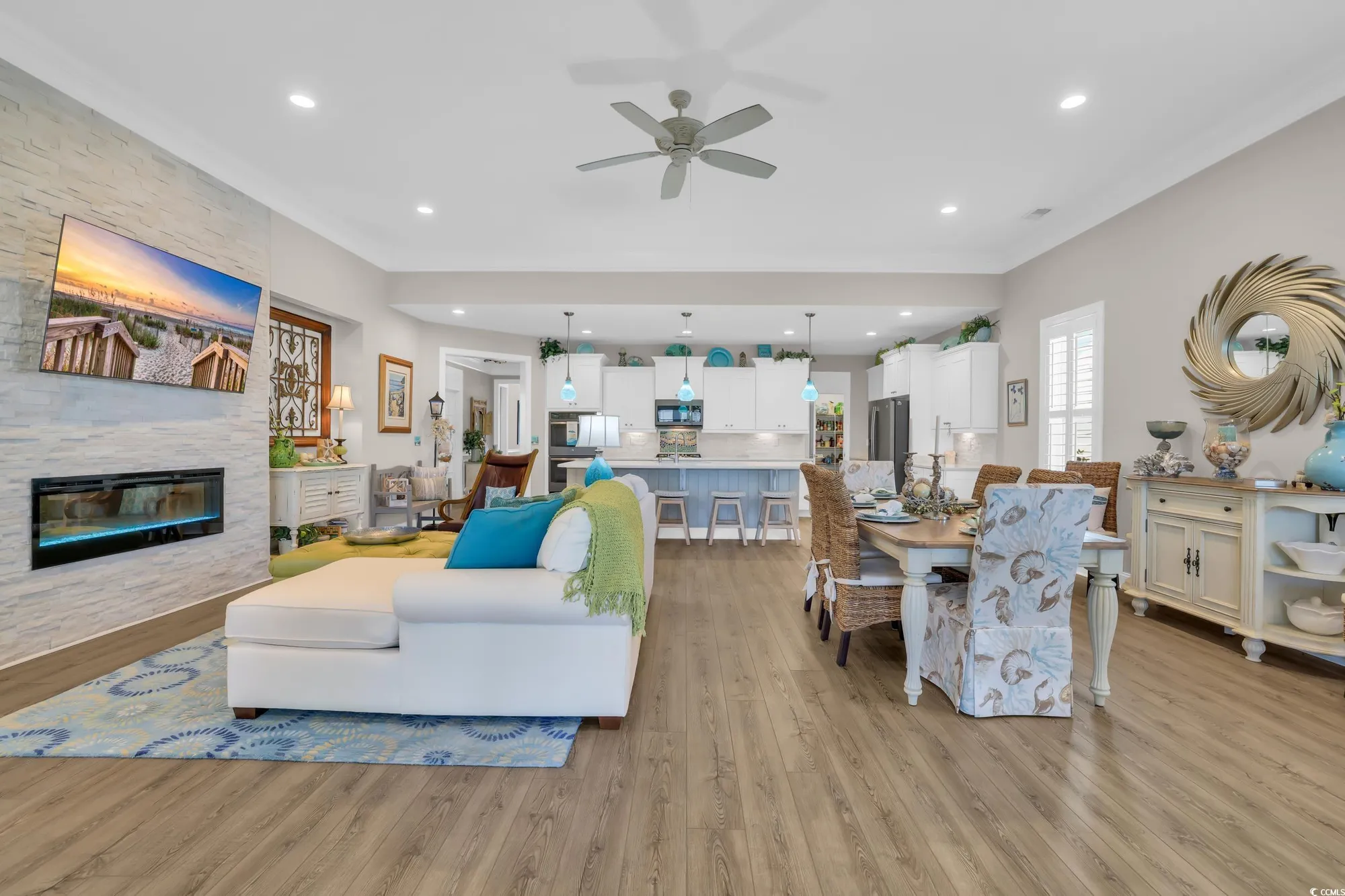 Property Slideshow image 5 of 40 | 1959 silver spring ln, Myrtle Beach, SC, 29577