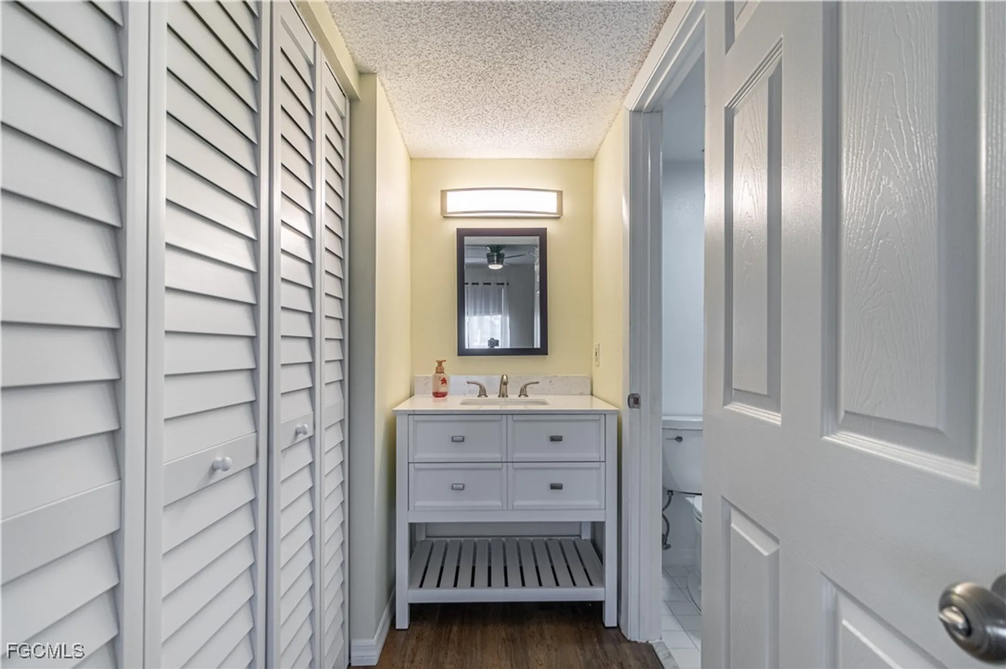 Property Slideshow image 10 of 37 | 7410 lake breeze dr apt 203, Fort Myers, FL, 33907