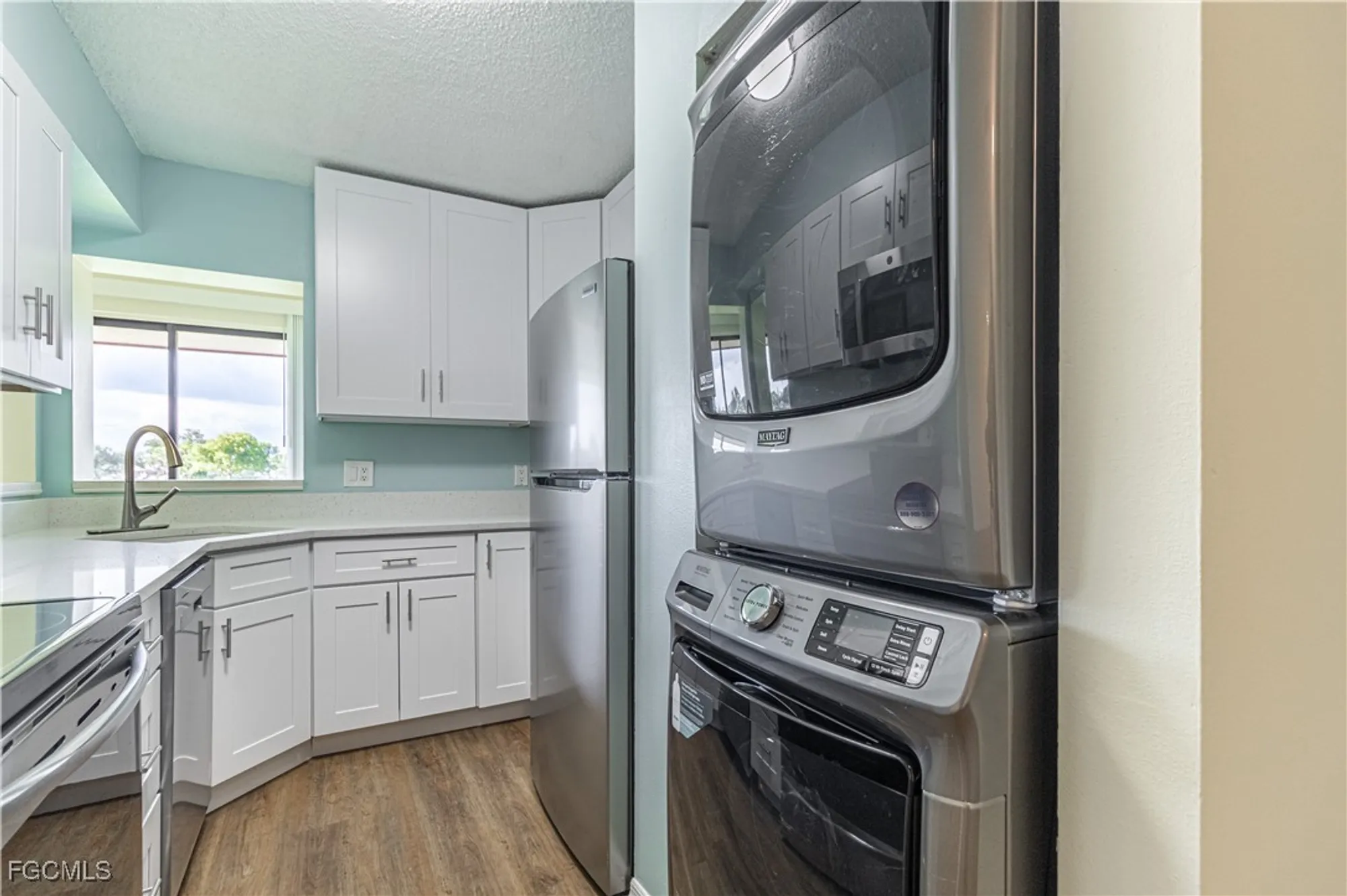 Property Slideshow image 4 of 37 | 7410 lake breeze dr apt 203, Fort Myers, FL, 33907