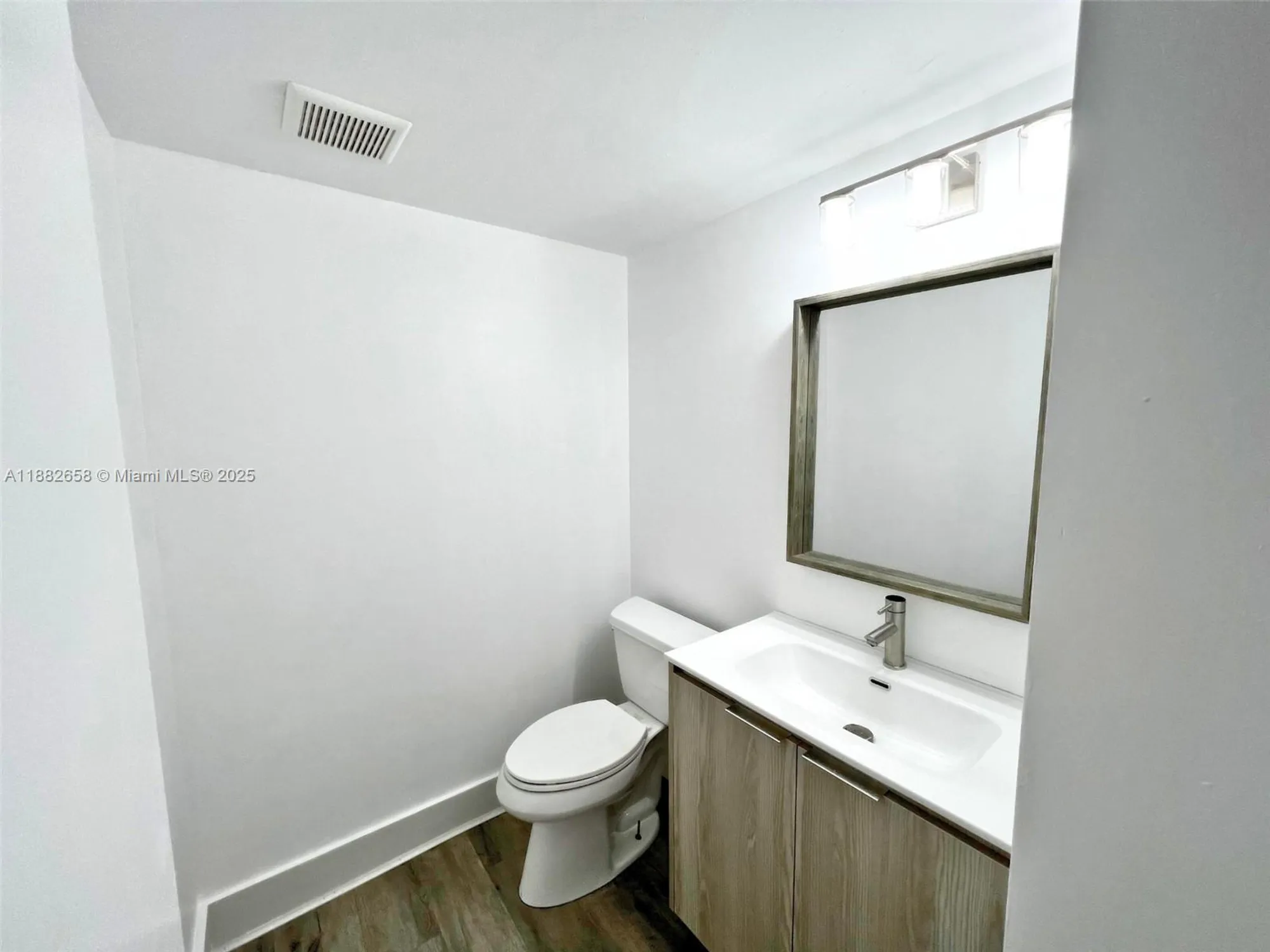 Property Slideshow image 6 of 8 | 200 sw 132nd way apt 203l, Pembroke Pines, FL, 33027