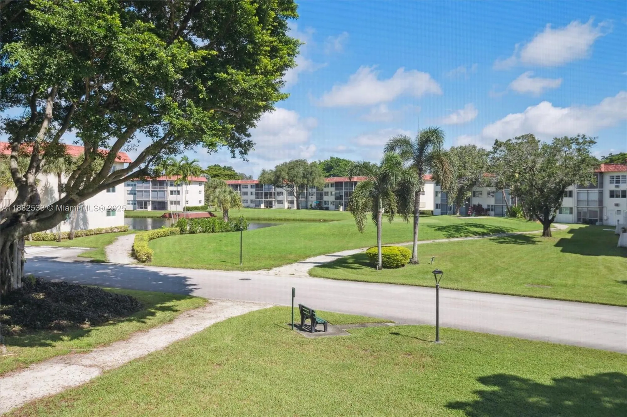 Property Slideshow image 14 of 27 | 611 s hollybrook dr apt 205, Pembroke Pines, FL, 33025