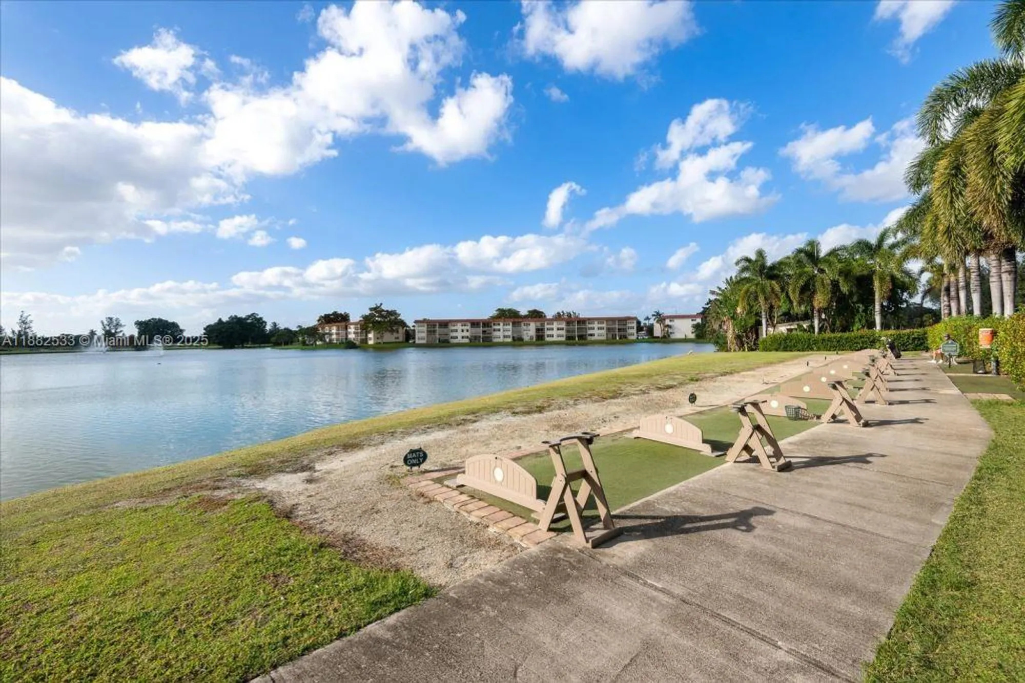 Property Slideshow image 17 of 27 | 611 s hollybrook dr apt 205, Pembroke Pines, FL, 33025