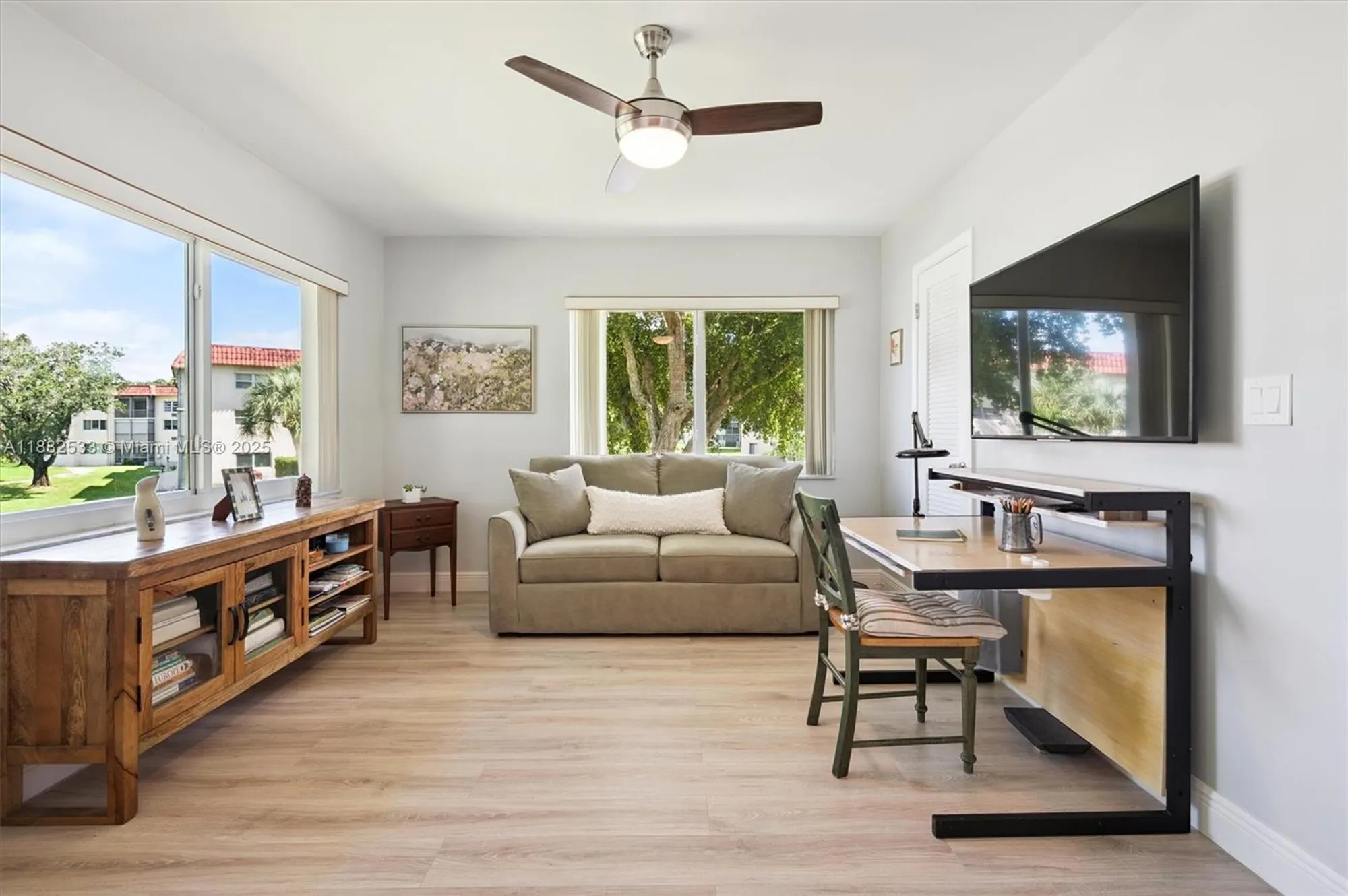 Property Slideshow image 11 of 27 | 611 s hollybrook dr apt 205, Pembroke Pines, FL, 33025