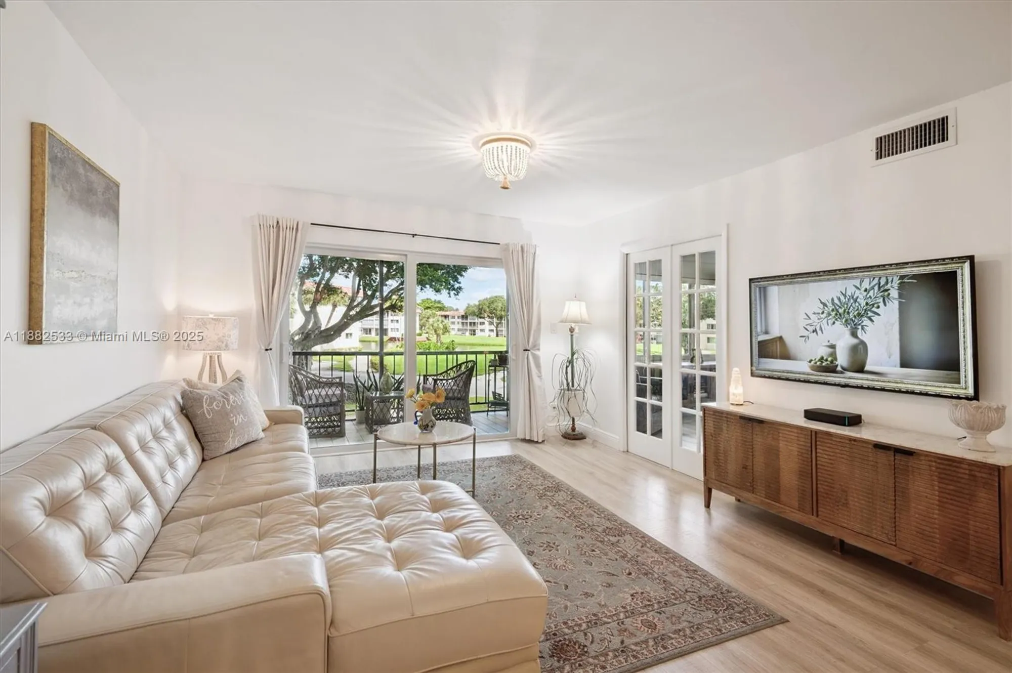 Property Slideshow image 4 of 27 | 611 s hollybrook dr apt 205, Pembroke Pines, FL, 33025