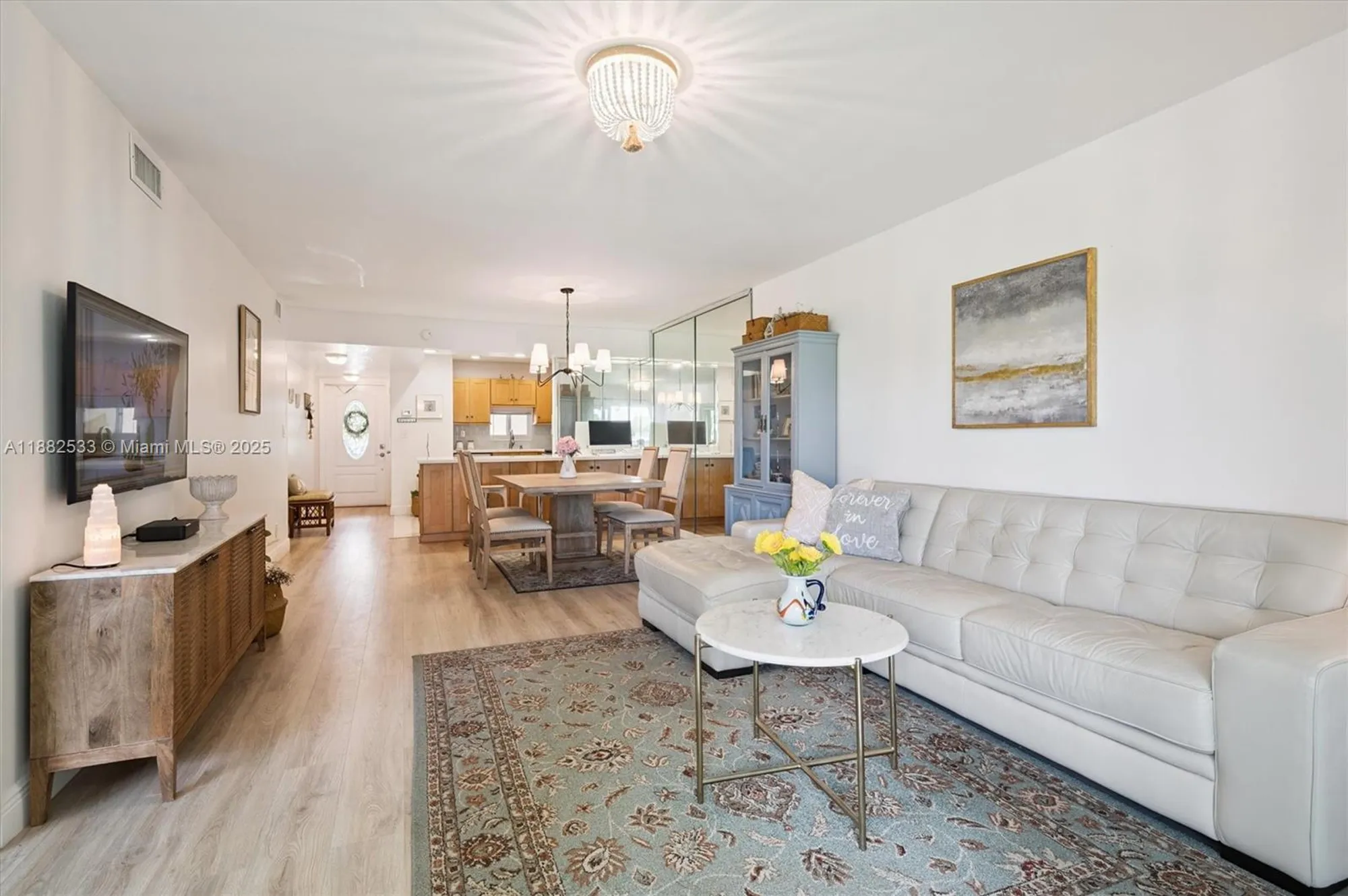 Property Slideshow image 5 of 27 | 611 s hollybrook dr apt 205, Pembroke Pines, FL, 33025