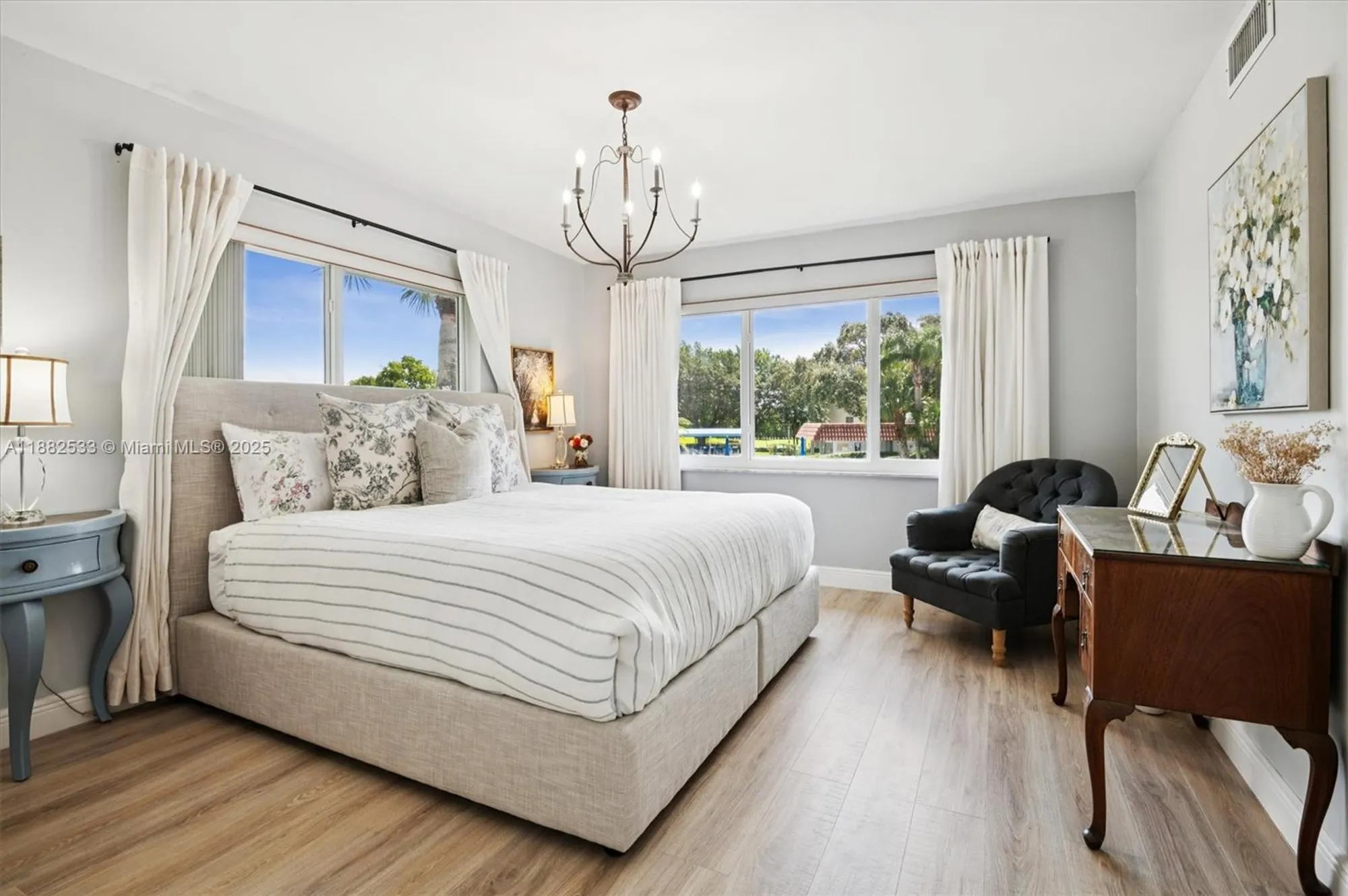 Property Slideshow image 9 of 27 | 611 s hollybrook dr apt 205, Pembroke Pines, FL, 33025