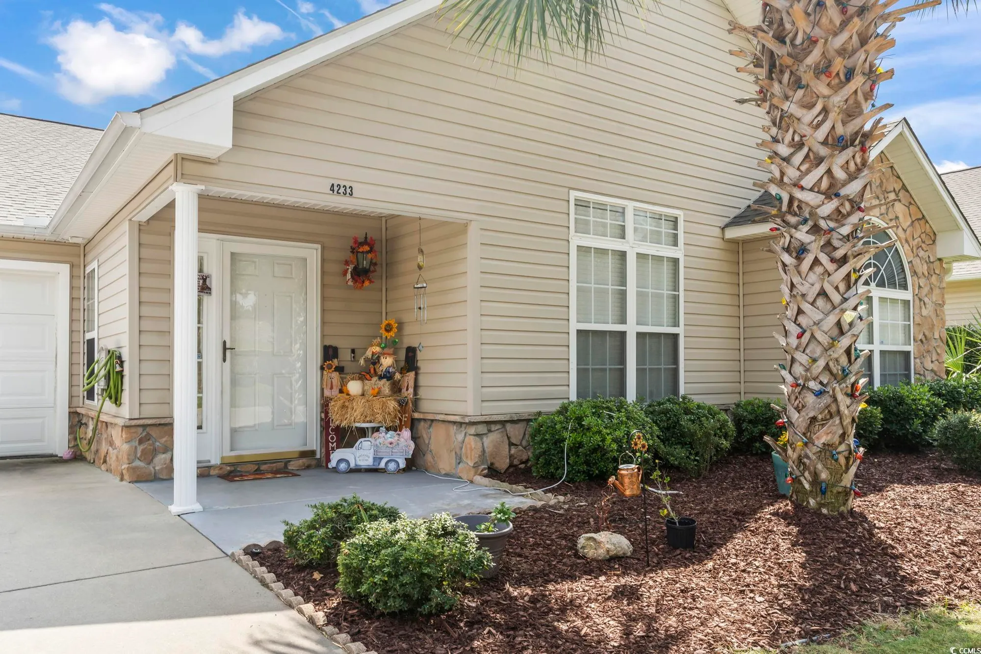 Property Slideshow image 2 of 32 | 4233 river gate ln, Little River, SC, 29566