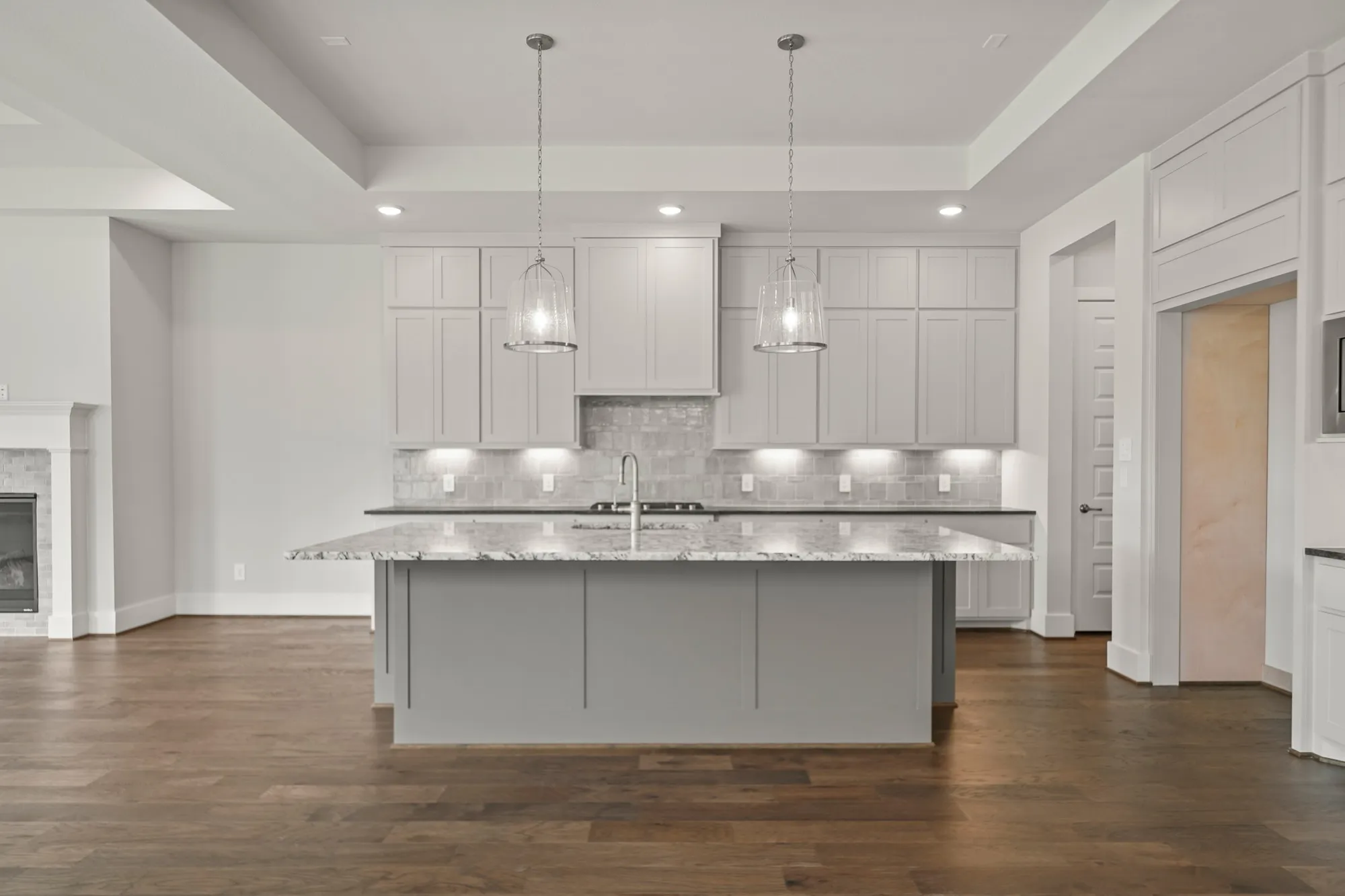 Property Slideshow image 15 of 45 | 15012 lakeline green ln, Willis, TX, 77318