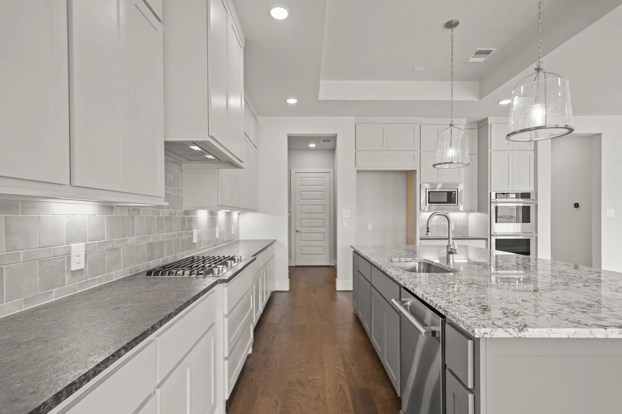 Property Slideshow image 17 of 45 | 15012 lakeline green ln, Willis, TX, 77318