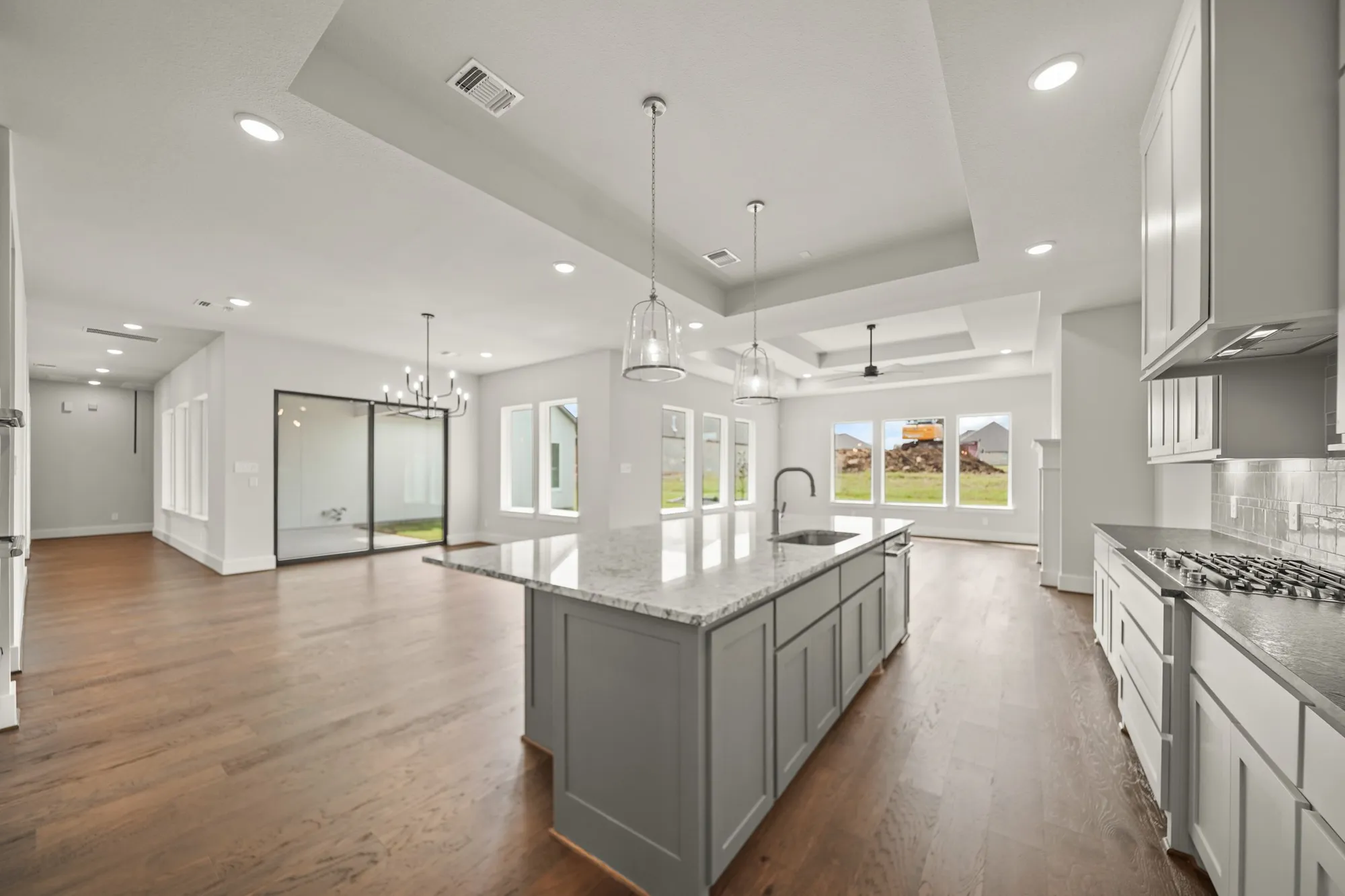 Property Slideshow image 22 of 45 | 15012 lakeline green ln, Willis, TX, 77318