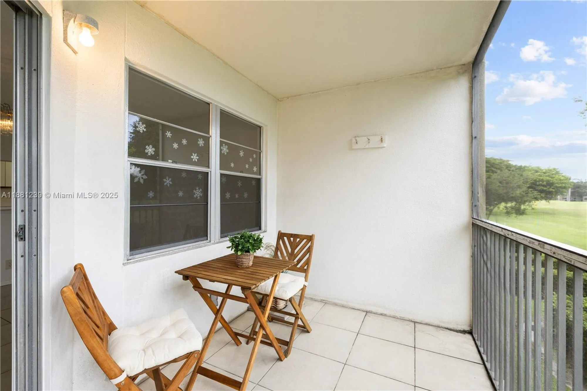 Property Slideshow image 15 of 37 | 901 sw 128th ave 212e, Pembroke Pines, FL, 33027