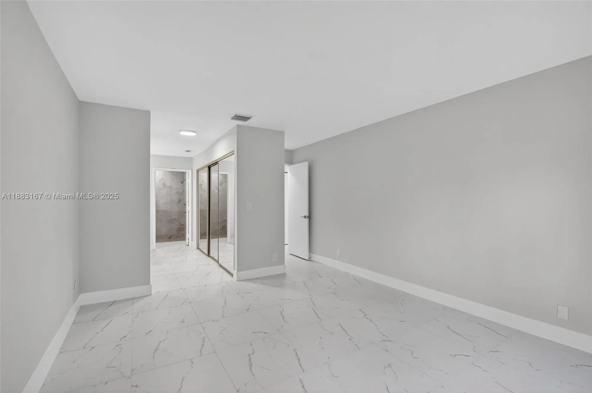 Property Slideshow image 24 of 57 | 8067 summerbreeze ln, Boca Raton, FL, 33496